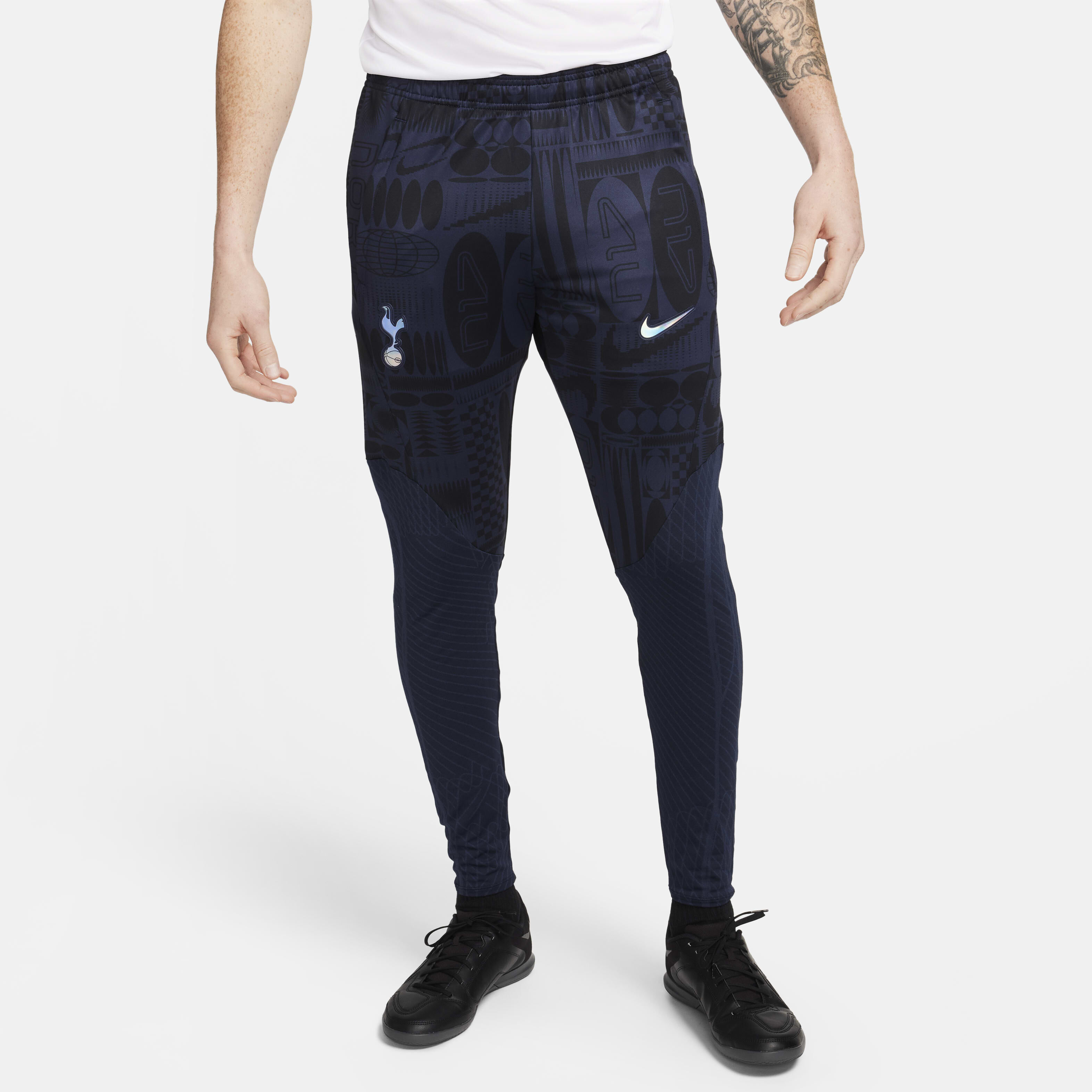 Nike vaporknit london top