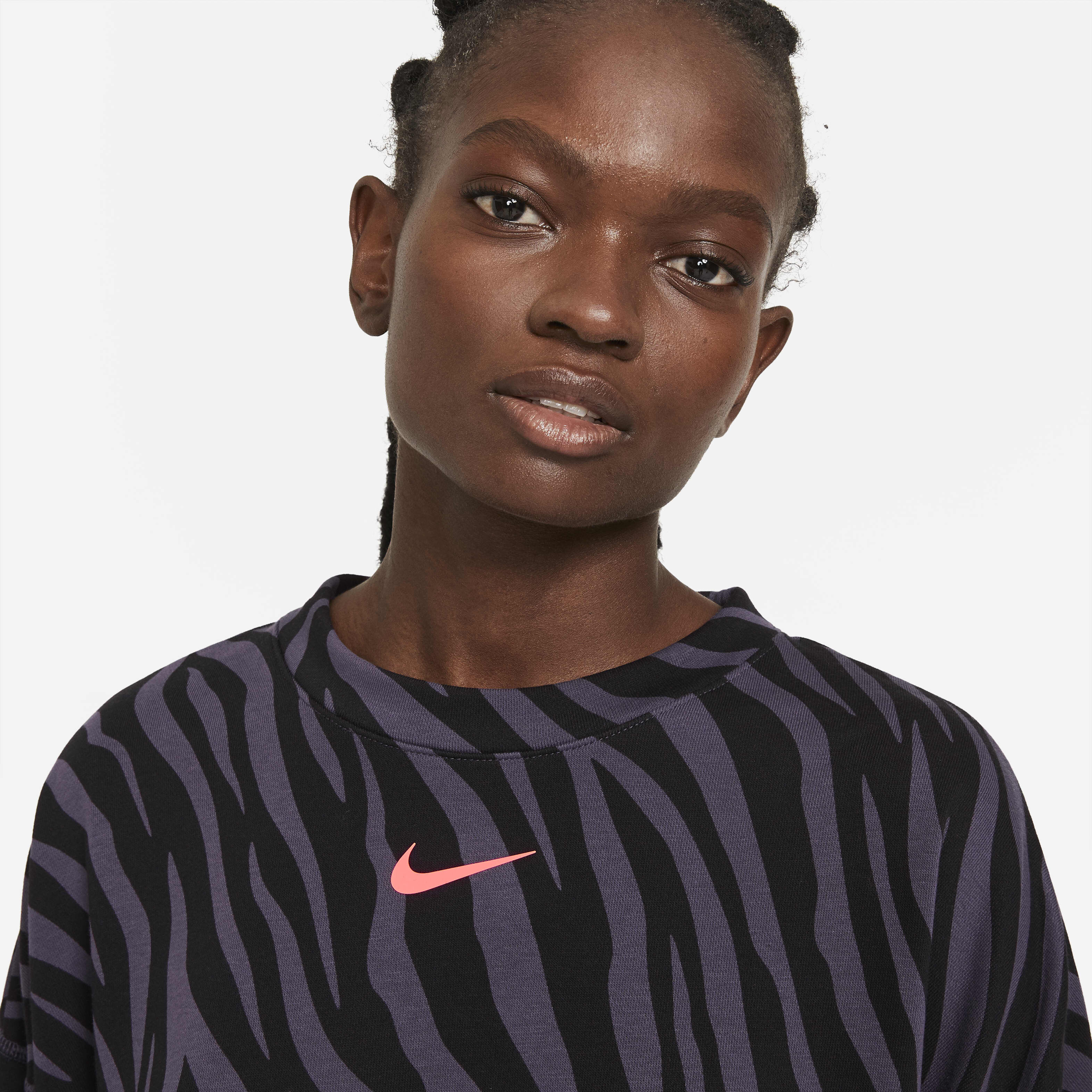 Nike Sportswear Icon Clash image number 2