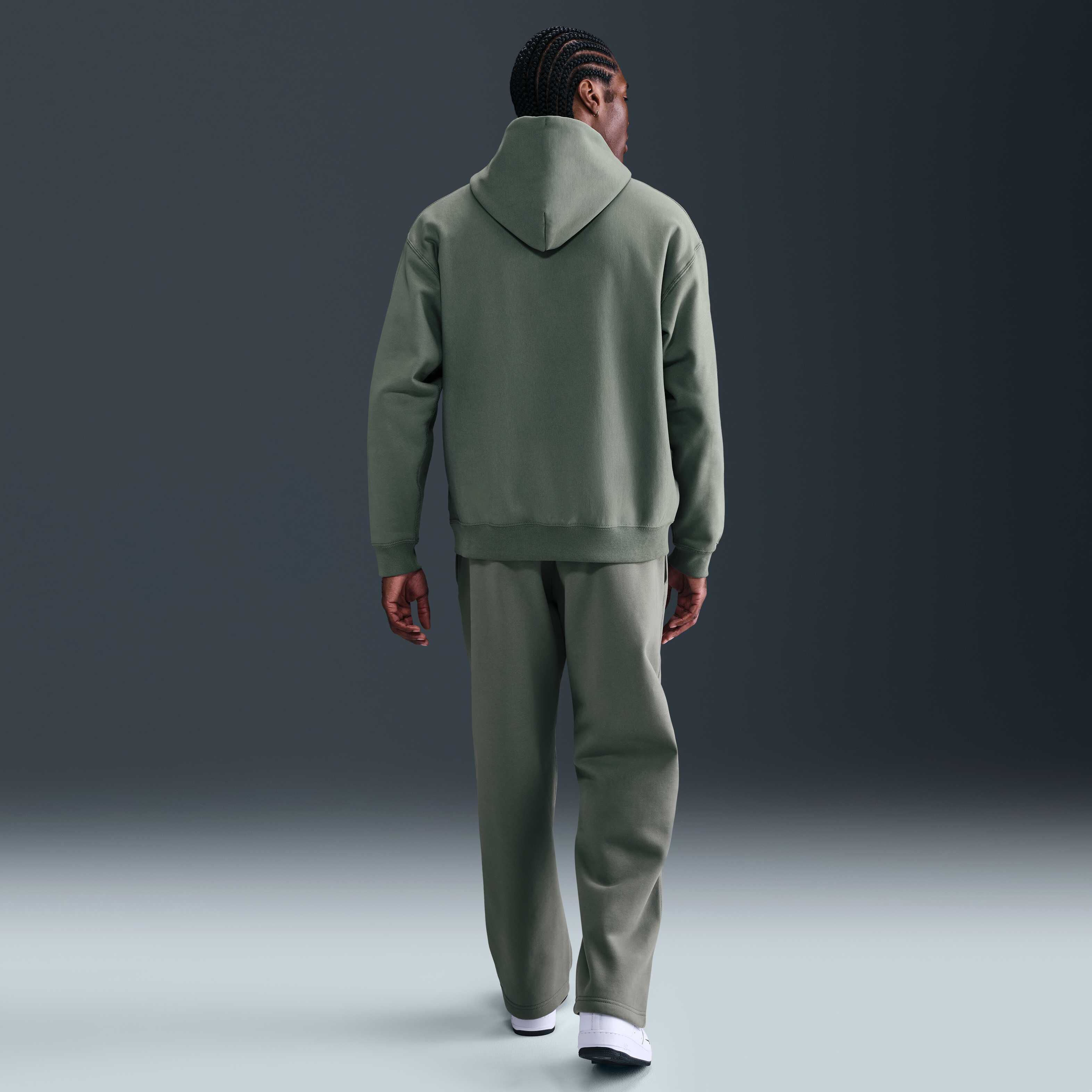 Nike Solo Swoosh image number 4