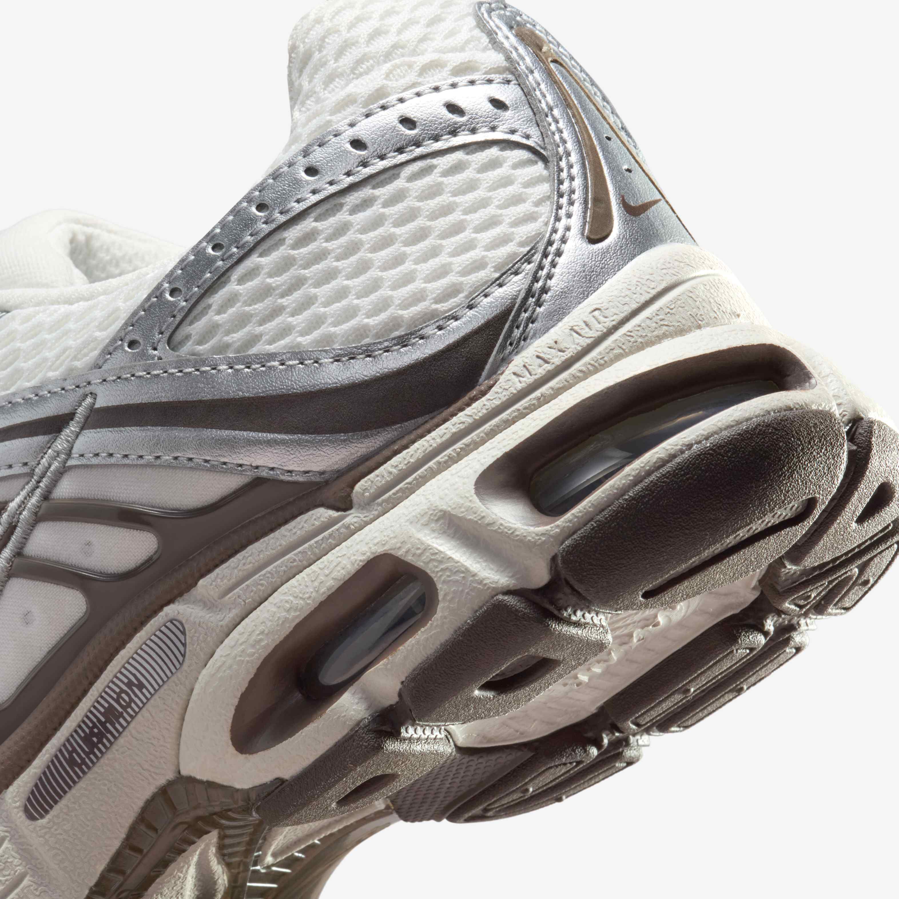 Nike Air Max Moto 2K image number 7