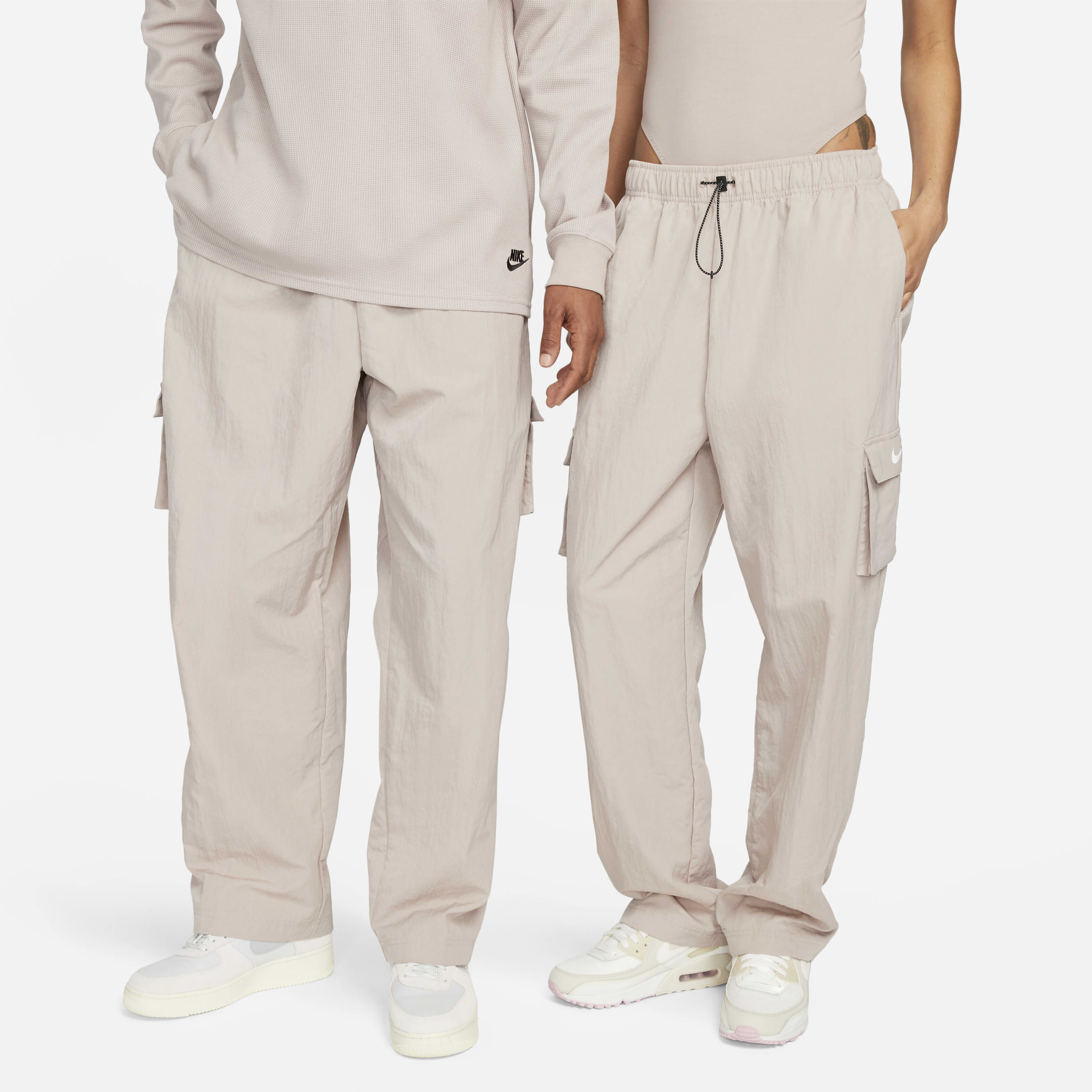 نايكي سبورتسوير ايسنشال image number 0