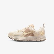 Nike Vomero 5