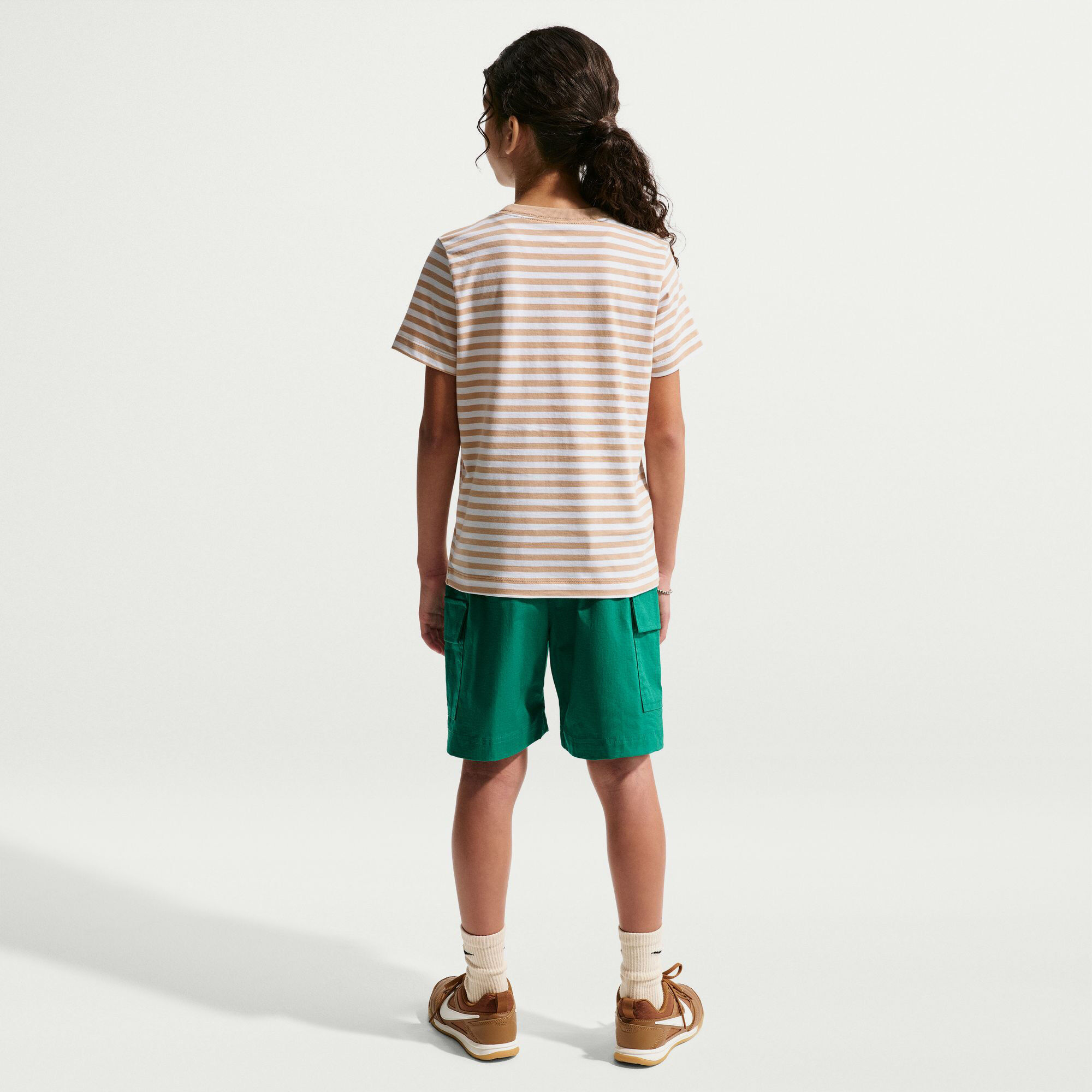 نايكي سبورتسوير image number 1