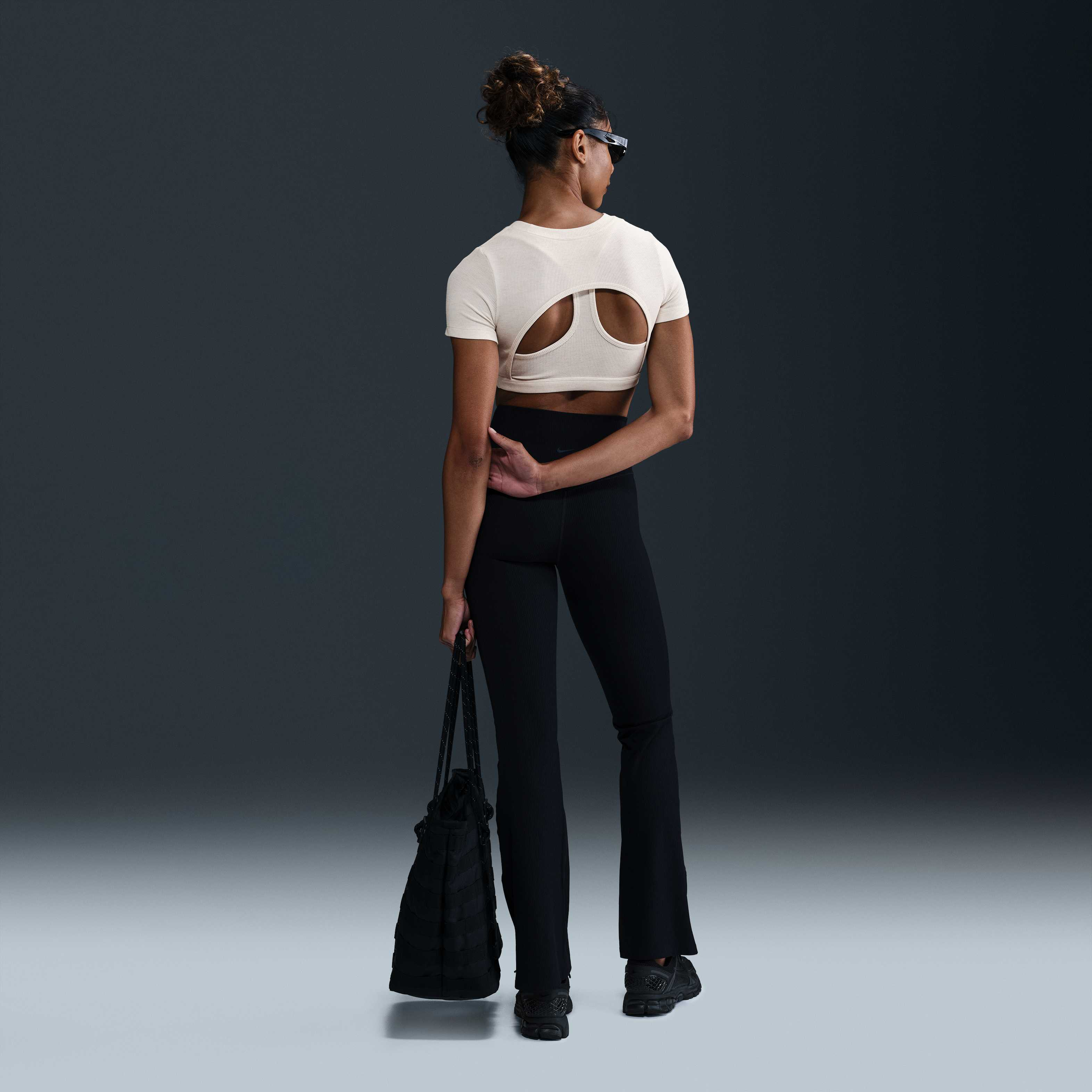 Nike Sportswear Classic image number 4