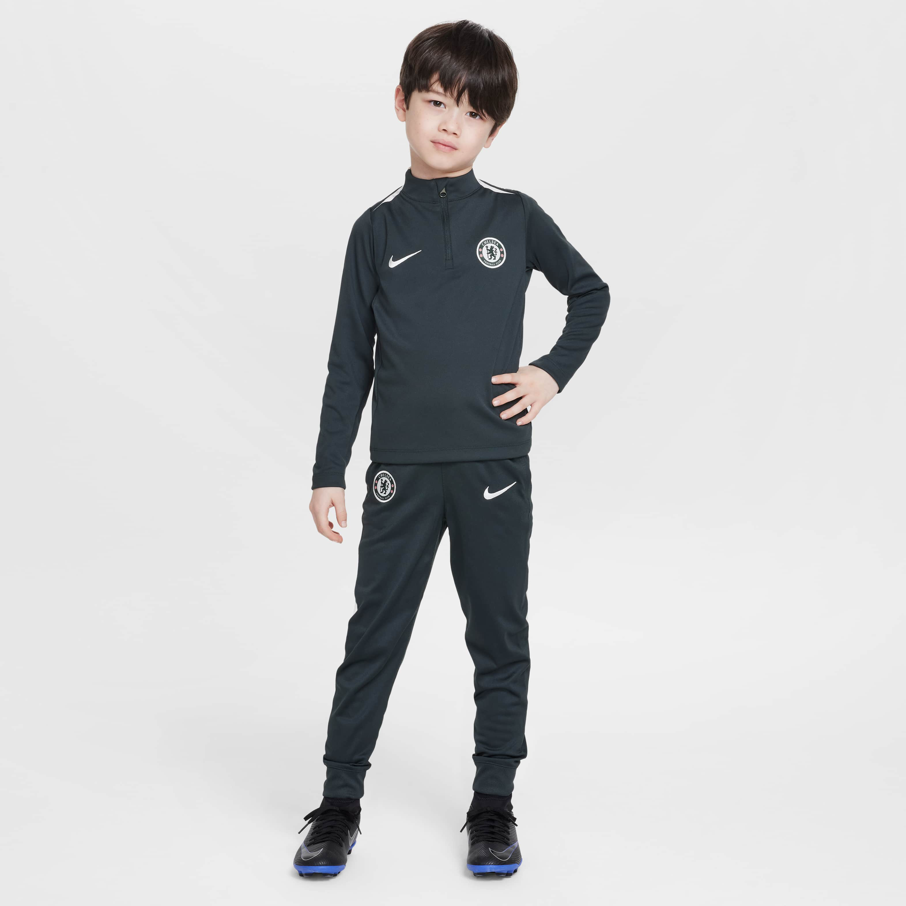 تشيلسي أكاديمي برو image number 6