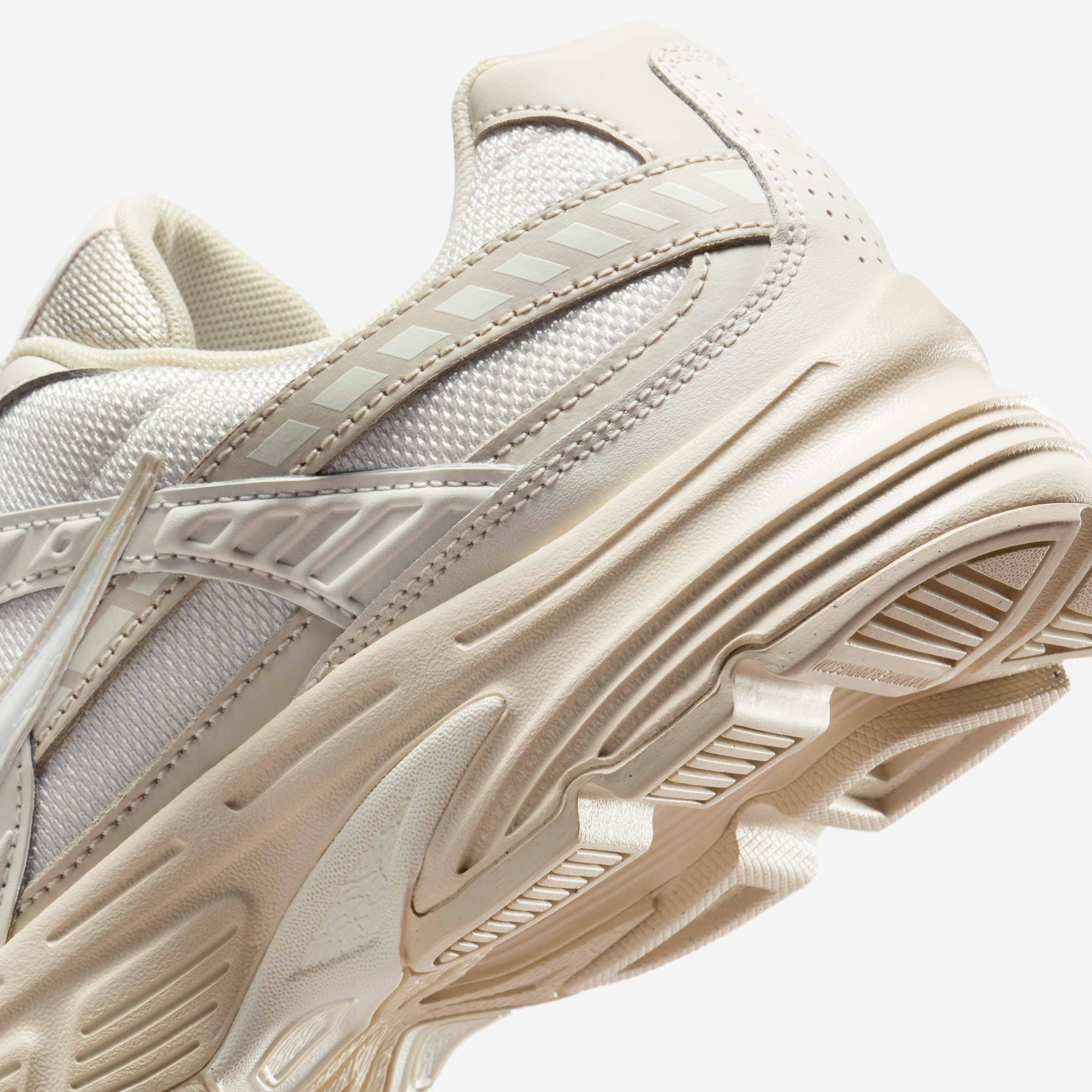 نايكي انيشيتر image number 7