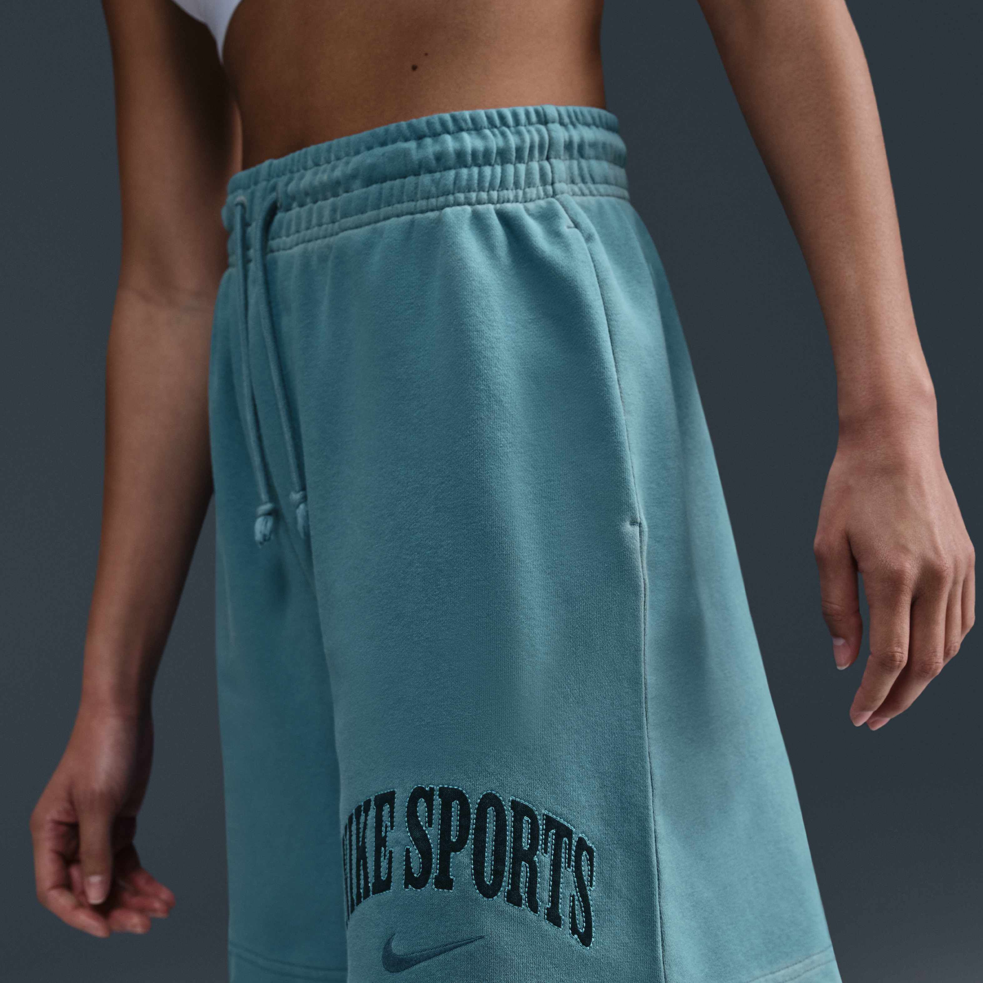 نايكي سبورتسوير فينيكس فليس image number 2