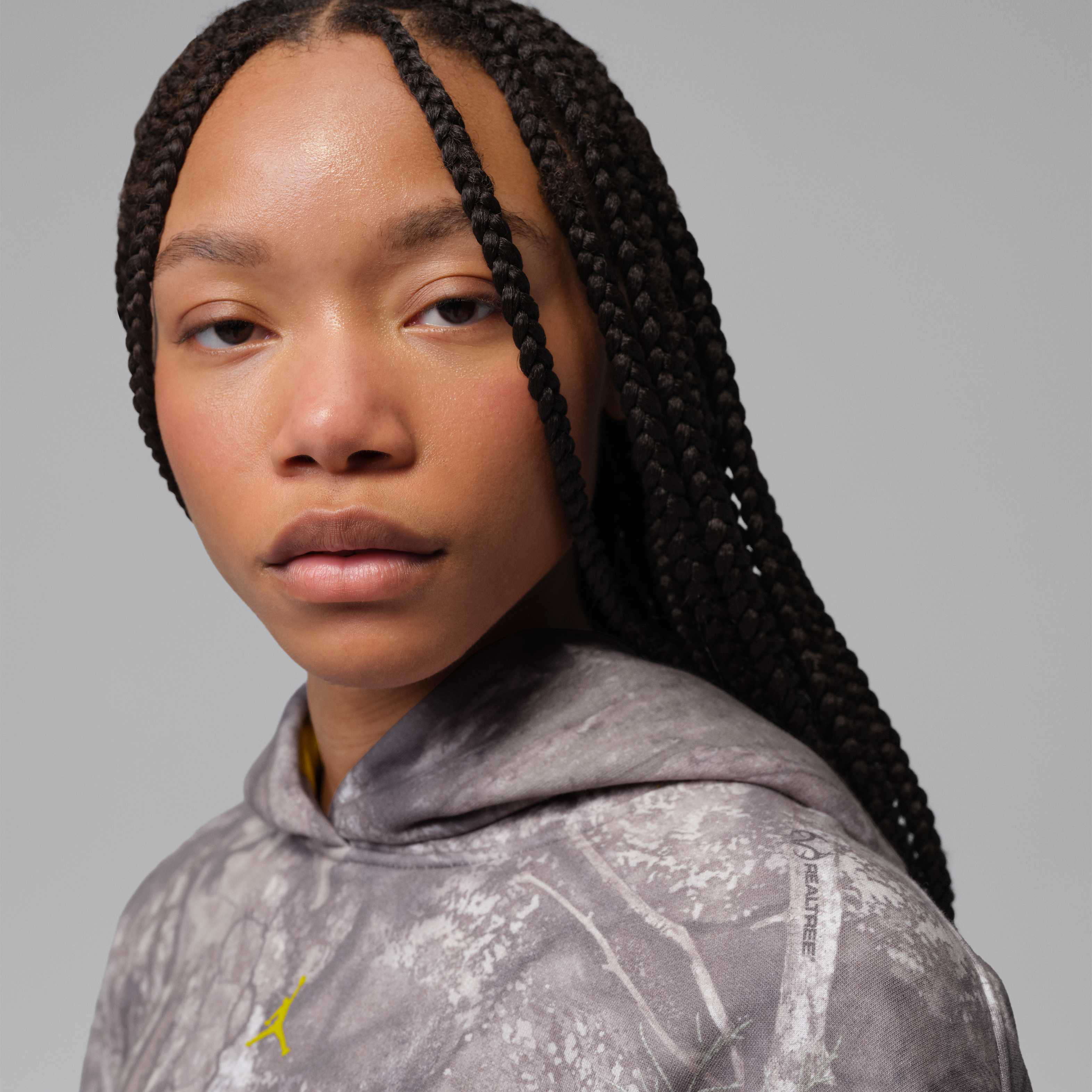 Jordan Brooklyn image number 2