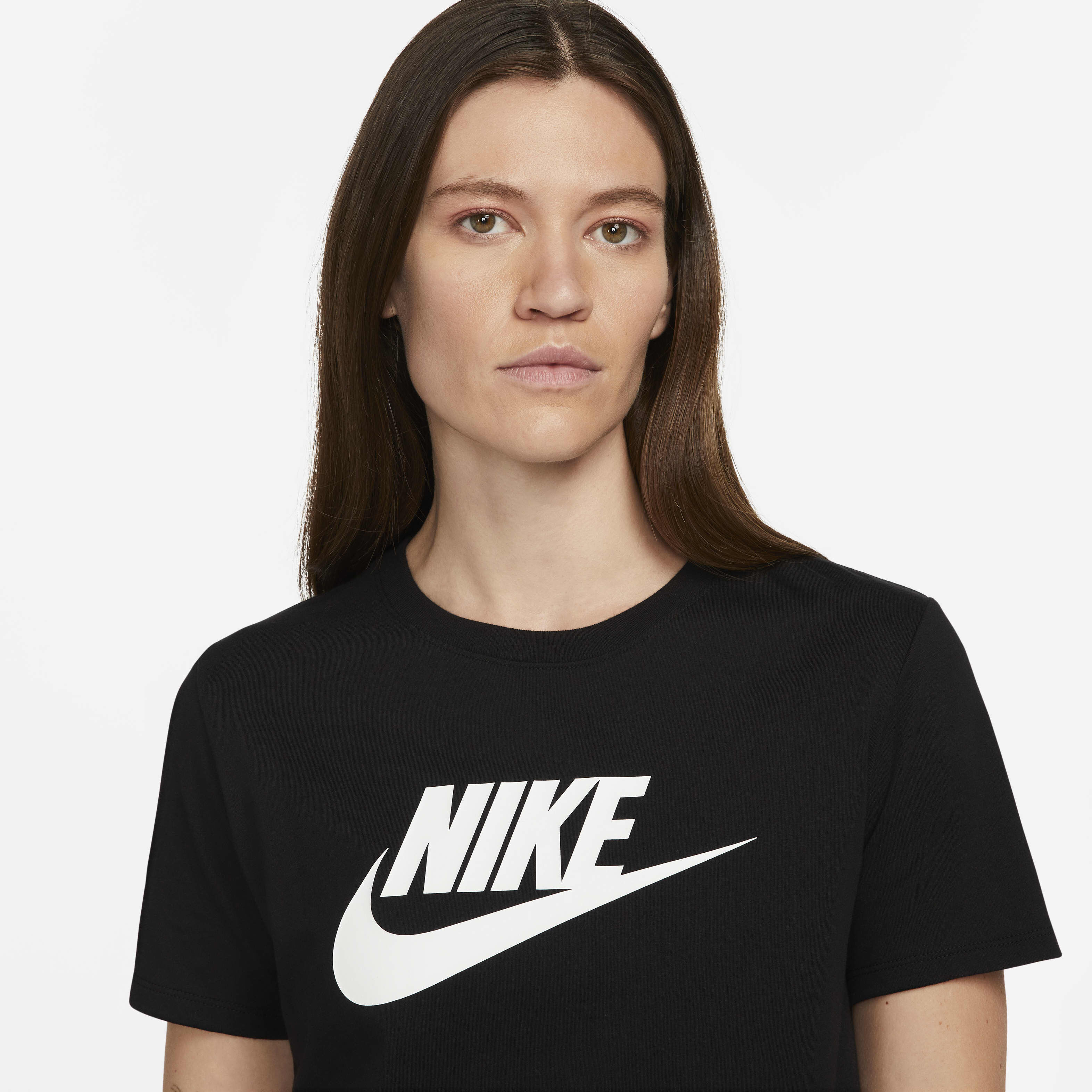 Buy Nike Sportswear Essentials Women s Logo T Shirt Nike Qatar Official