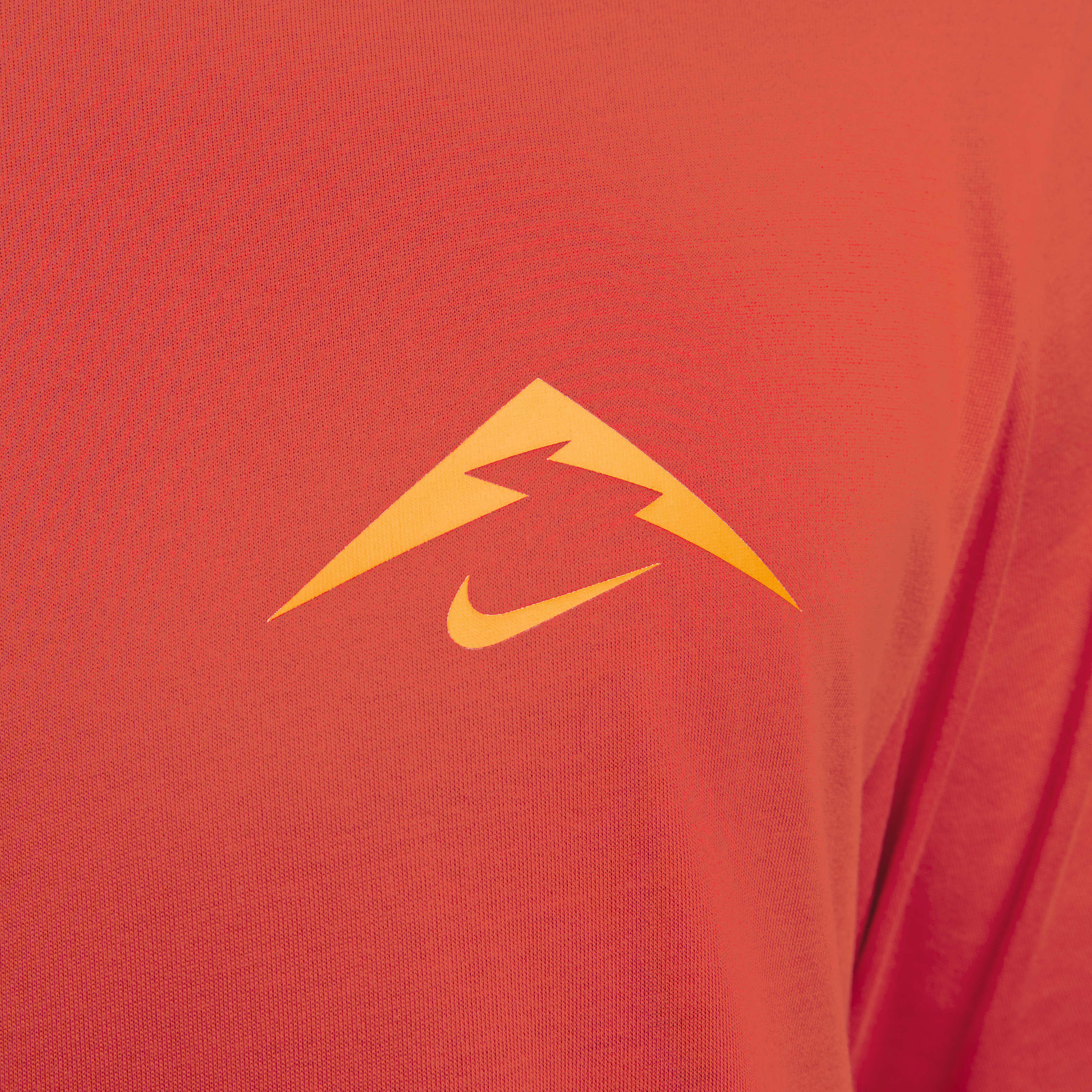 Buy Nike Trail Men s Dri FIT Trail Running T Shirt Nike Qatar Official