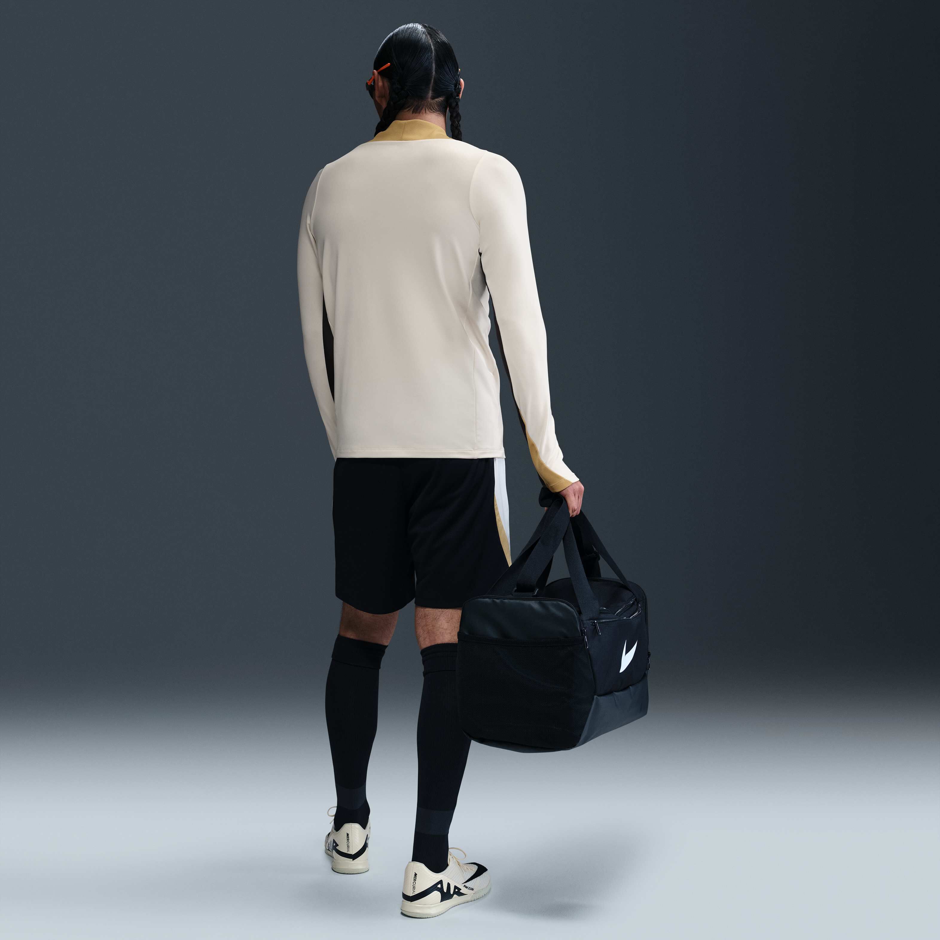 Nike Strike image number 4