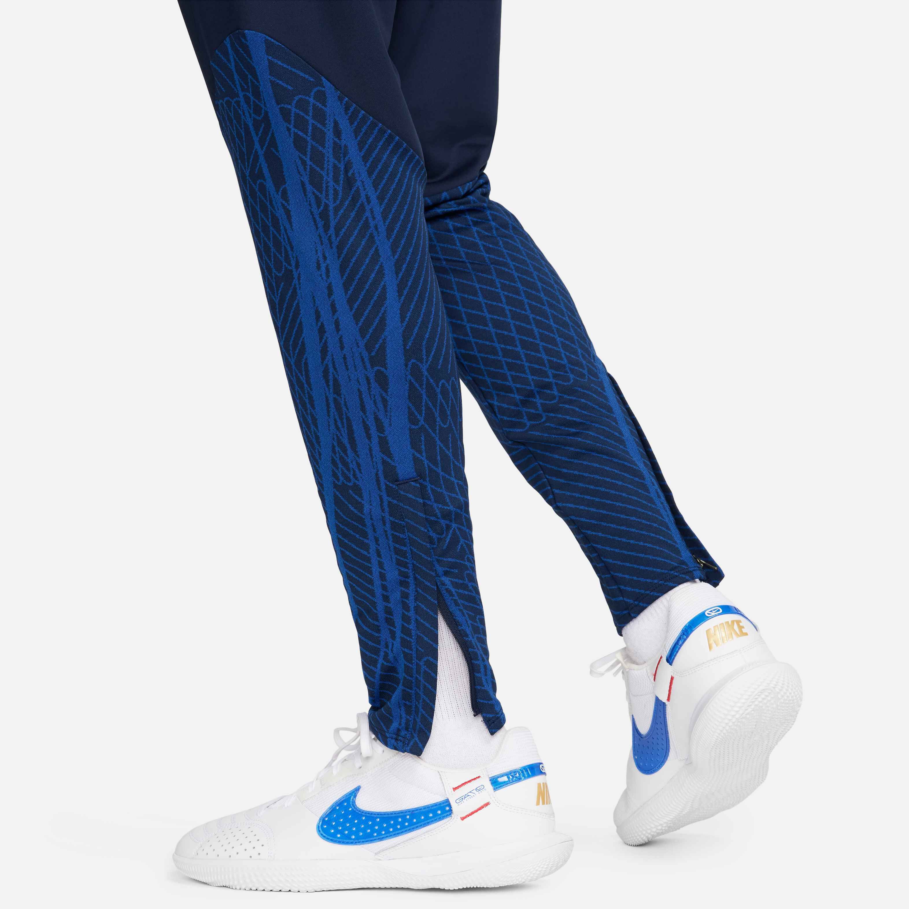 Nike Dri-FIT Strike image number 4