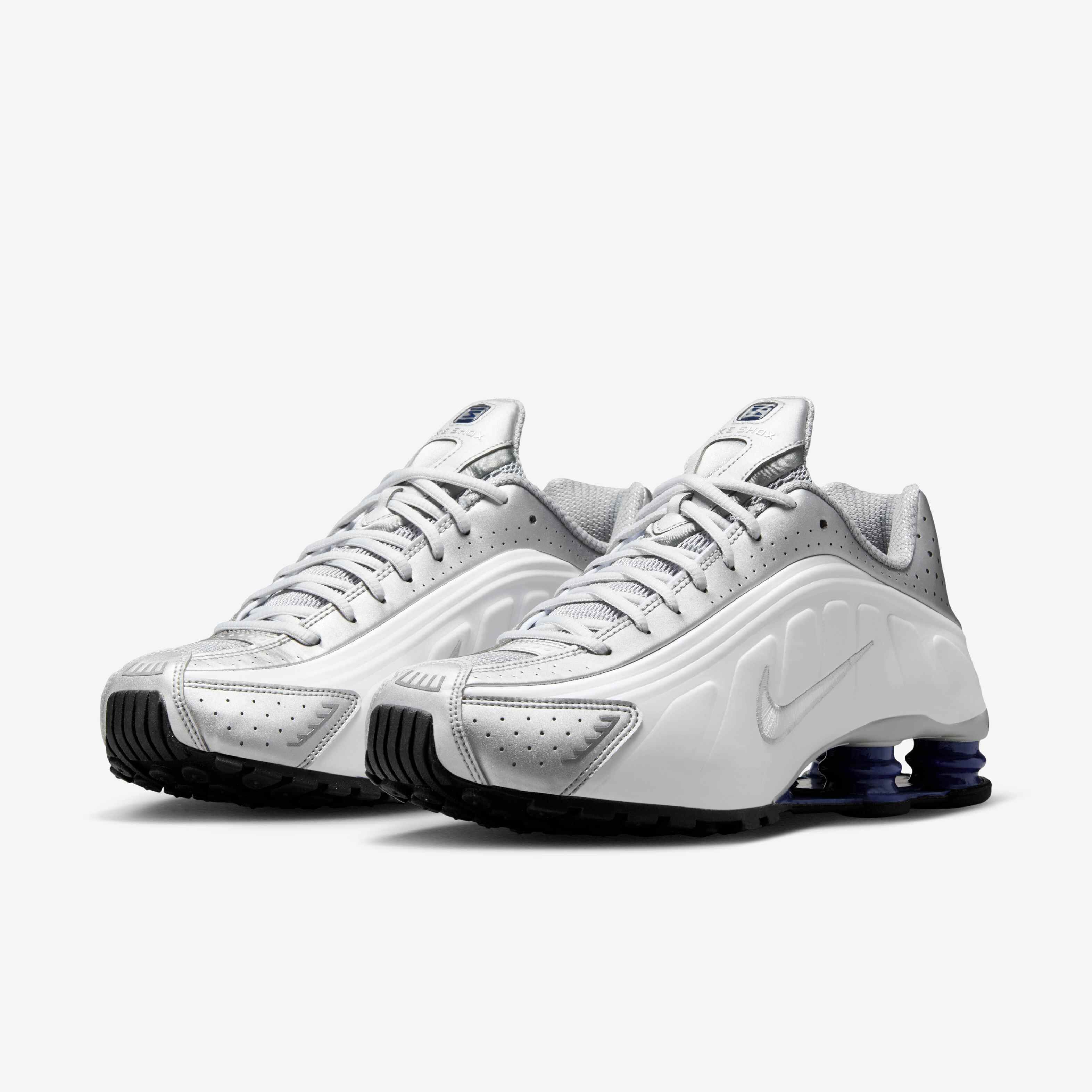 Nike Shox R4 image number 4