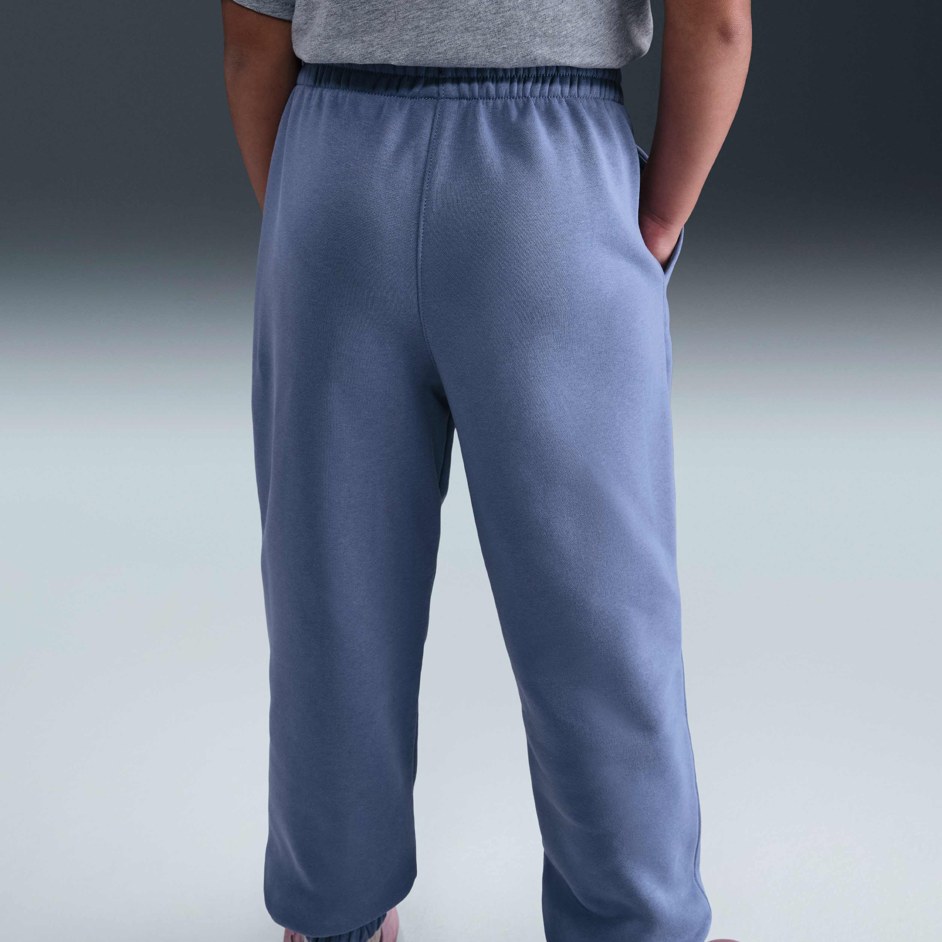 نايكي سبورتسوير كلوب فليس image number 2