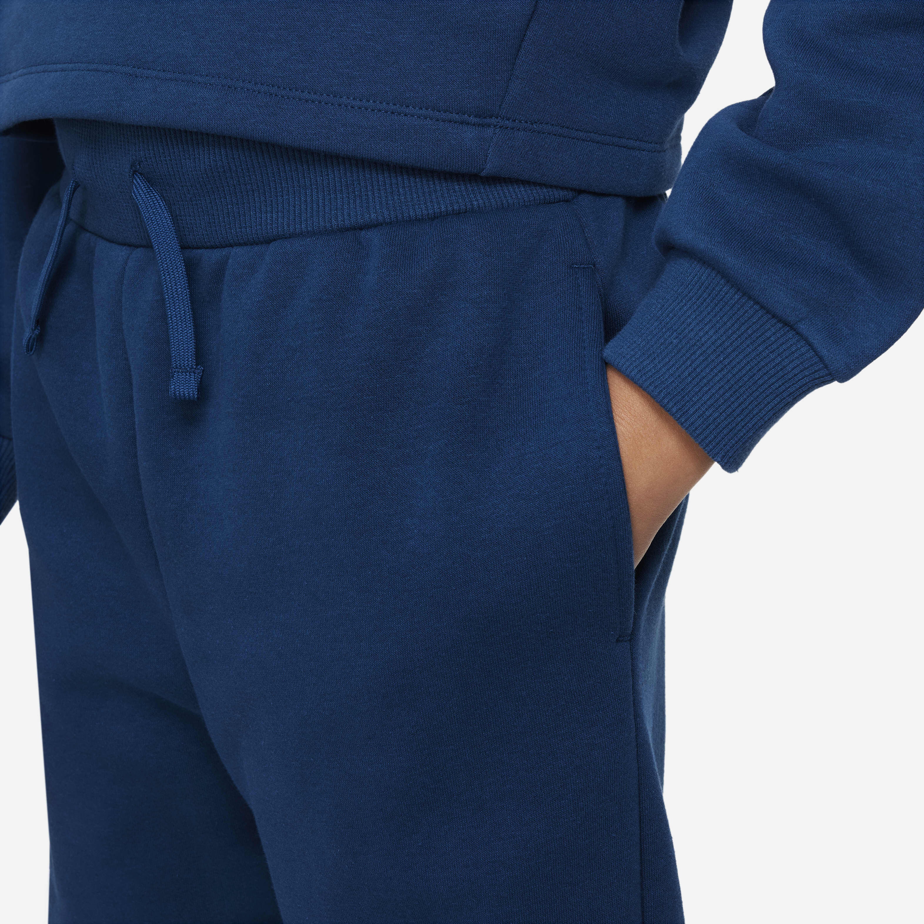 نايكي سبورتسوير كلوب فليس ايكون كلاش image number 2