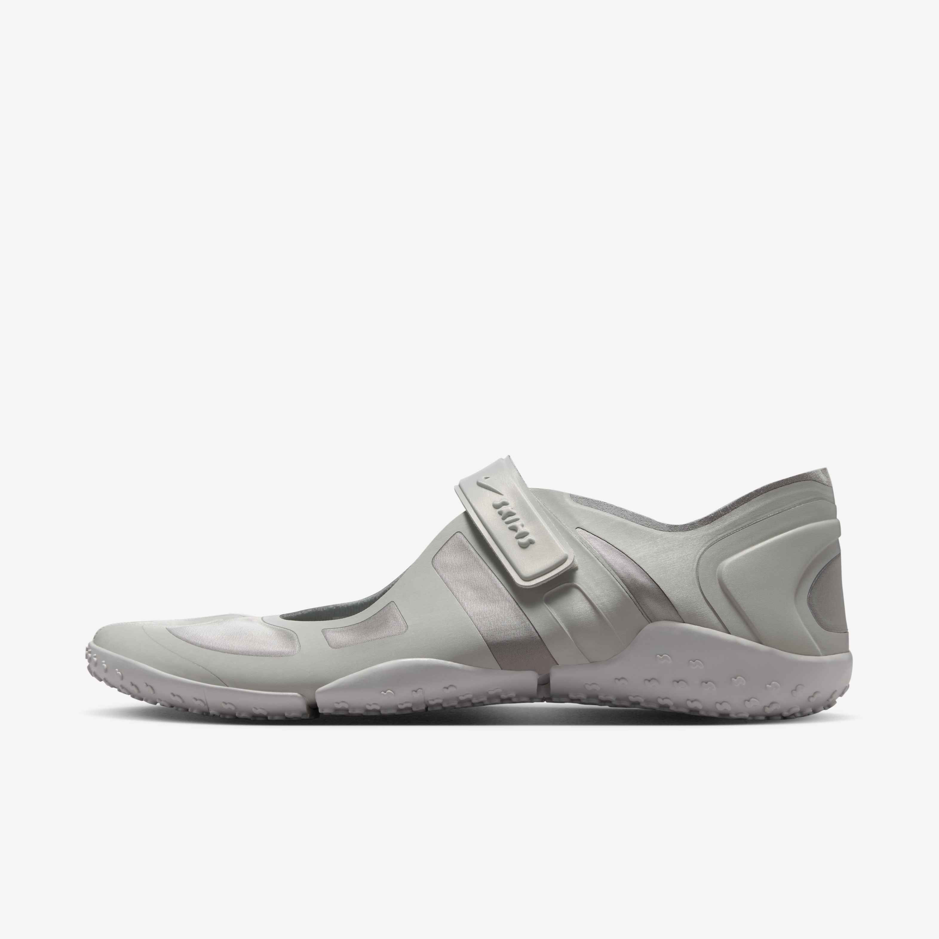 NikeSKIMS Rift Satin image number 0