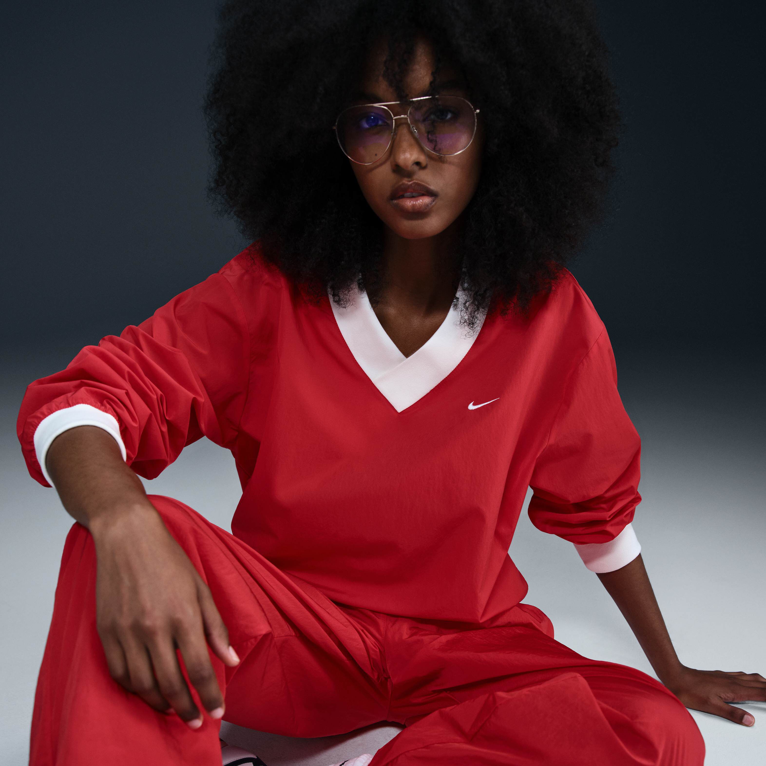 Nike Sportswear Essential image number 2