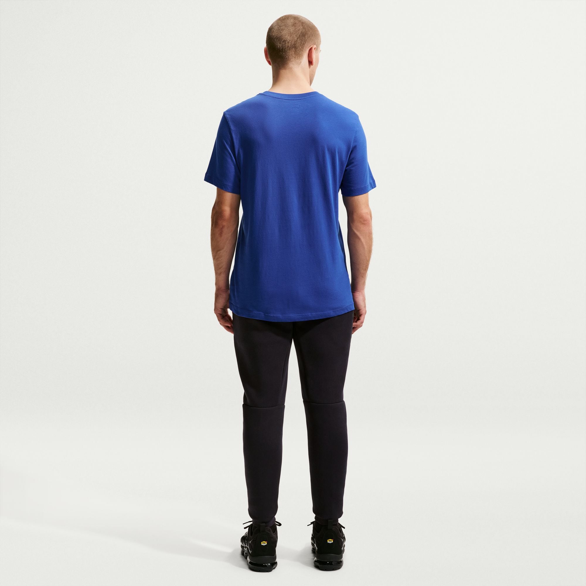 Chelsea FC Tech Fleece image number 1