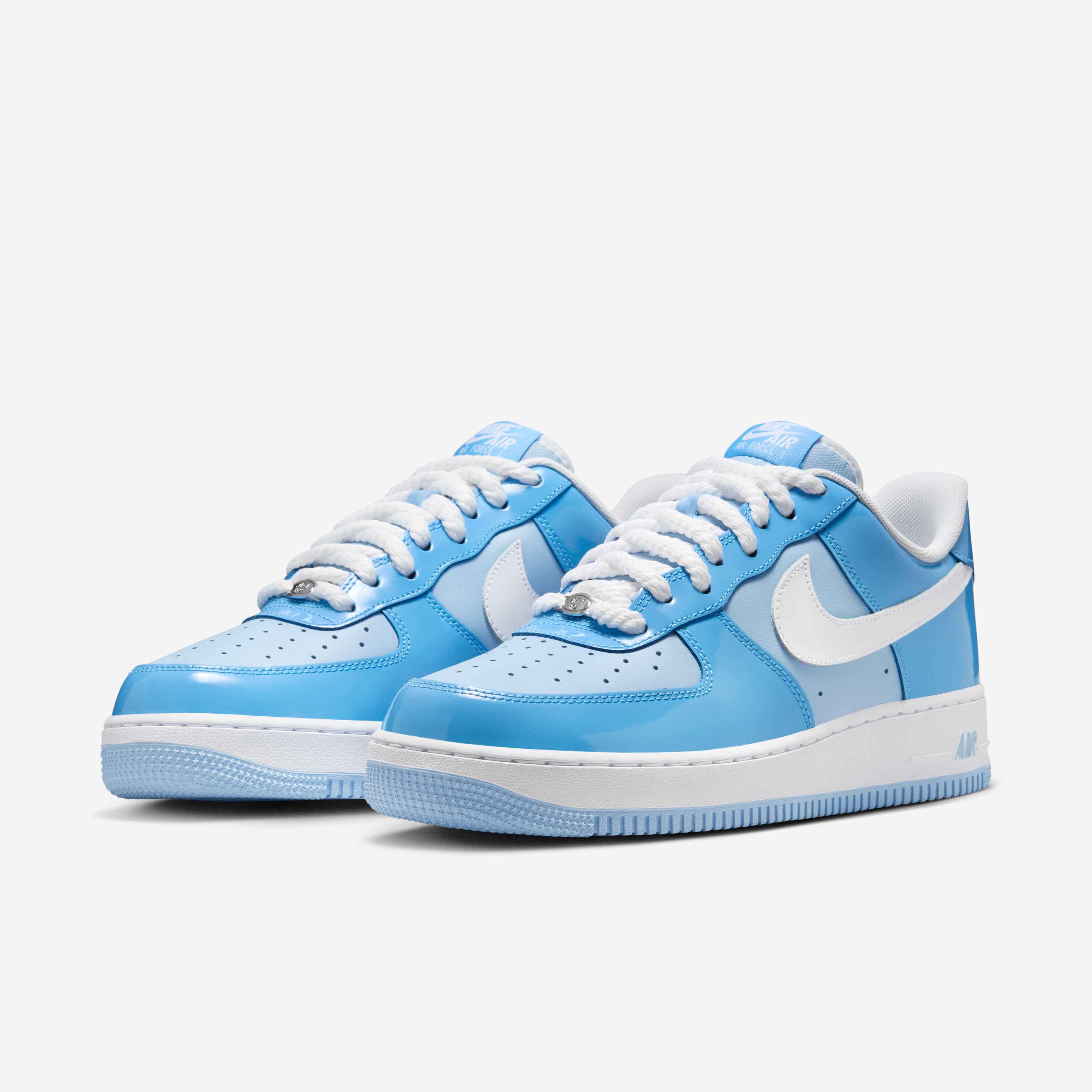 Nike Air Force 1 '07 LV8 image number 4