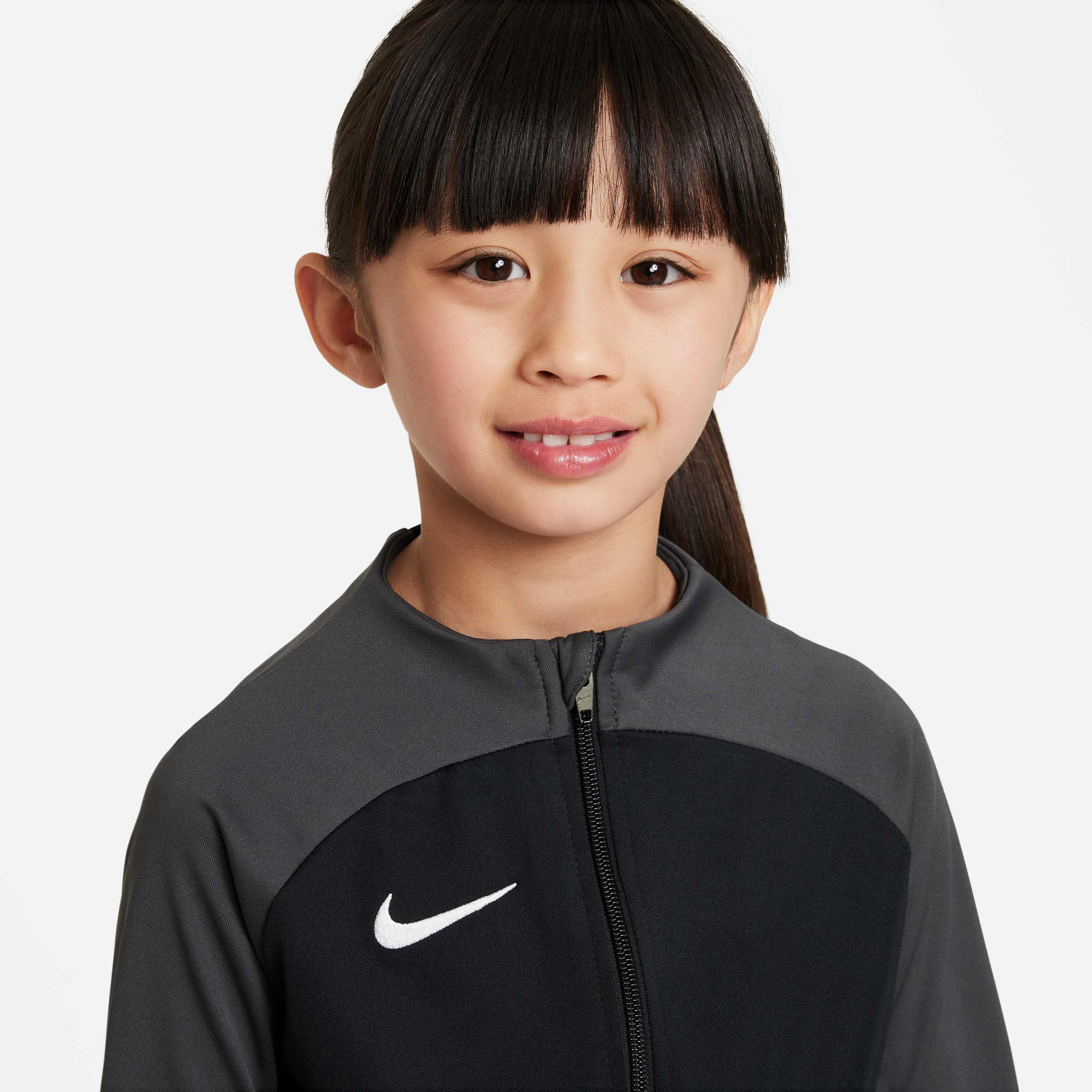 Nike Dri-FIT Academy Pro image number 2