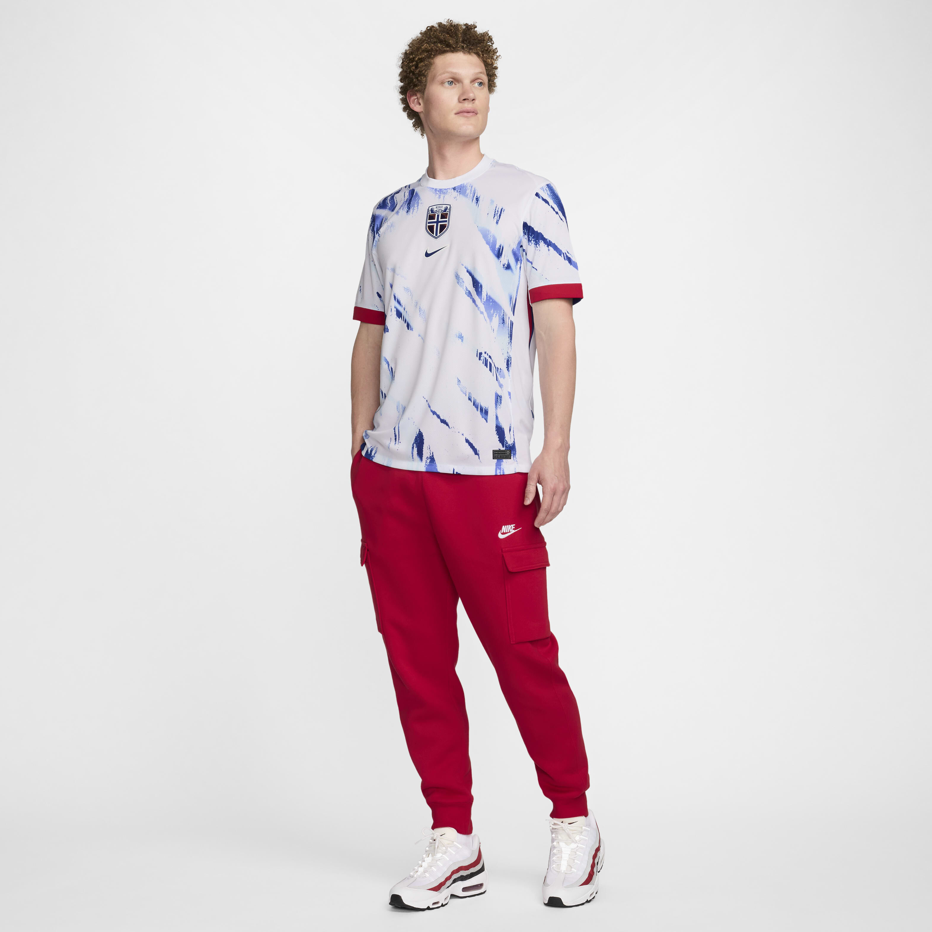 ستيديوم 2024 البديل لمنتخب النرويج image number 6