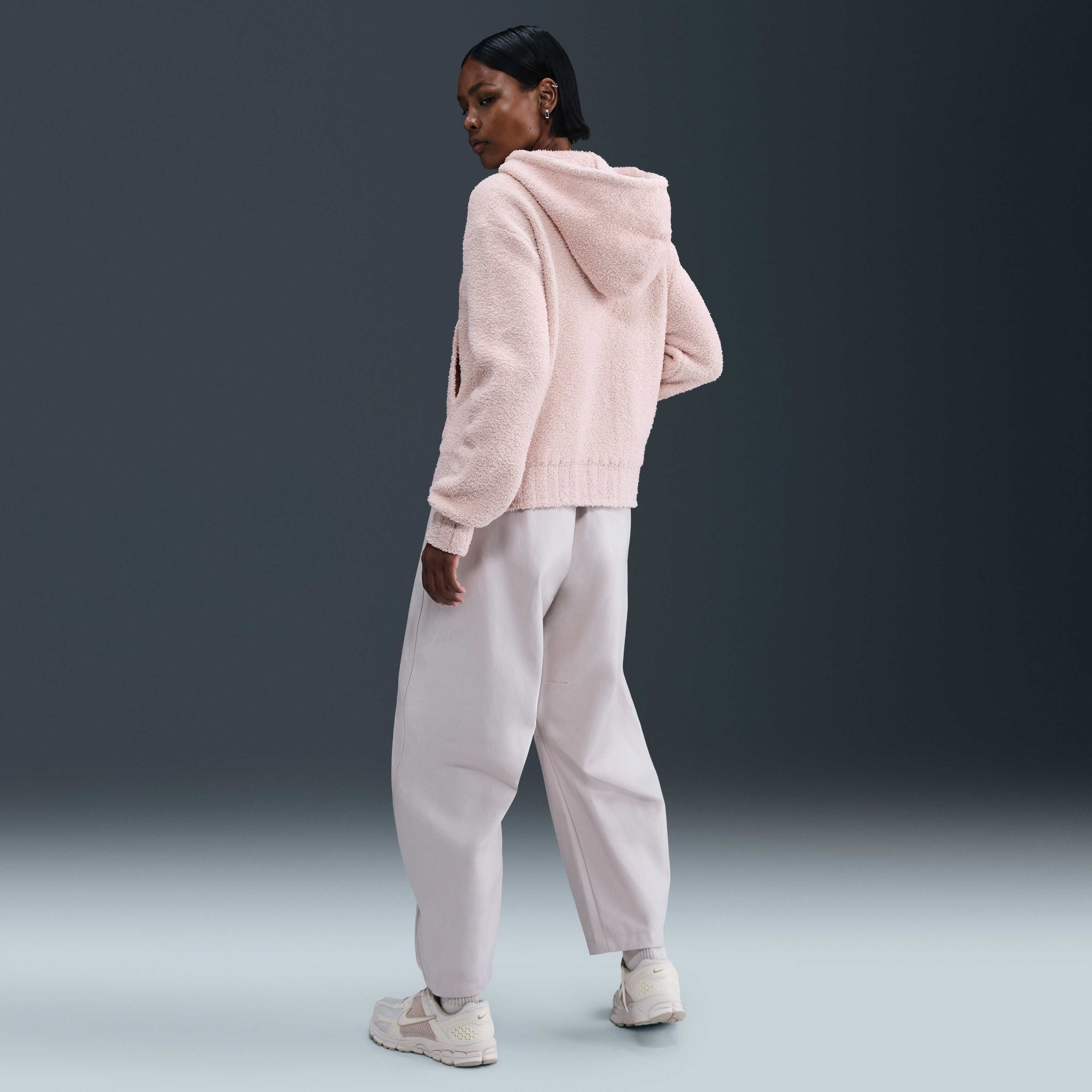 Nike Sportswear Phoenix Cosy Boucl&eacute; image number 4