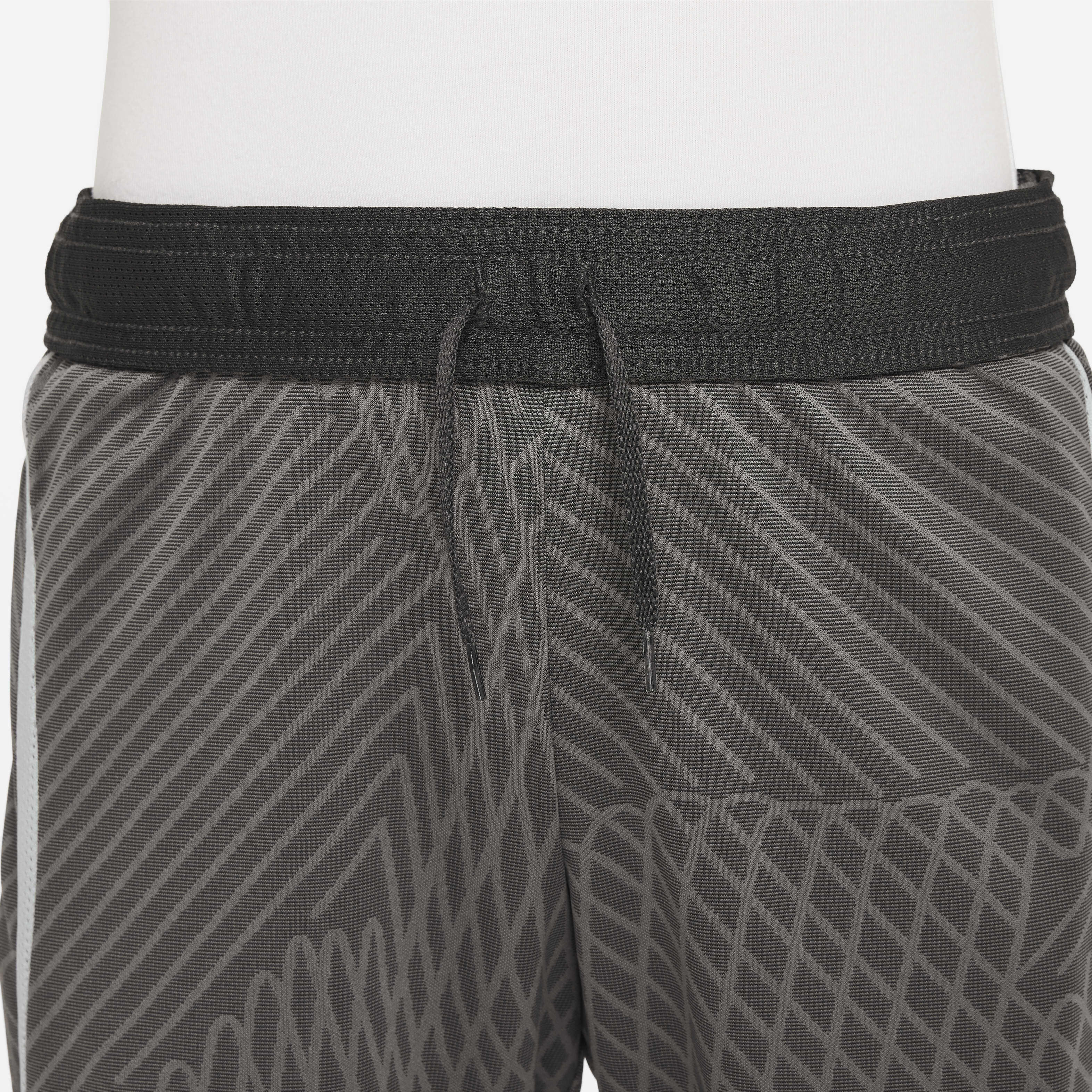 ليفربول F.C. سترايك image number 4