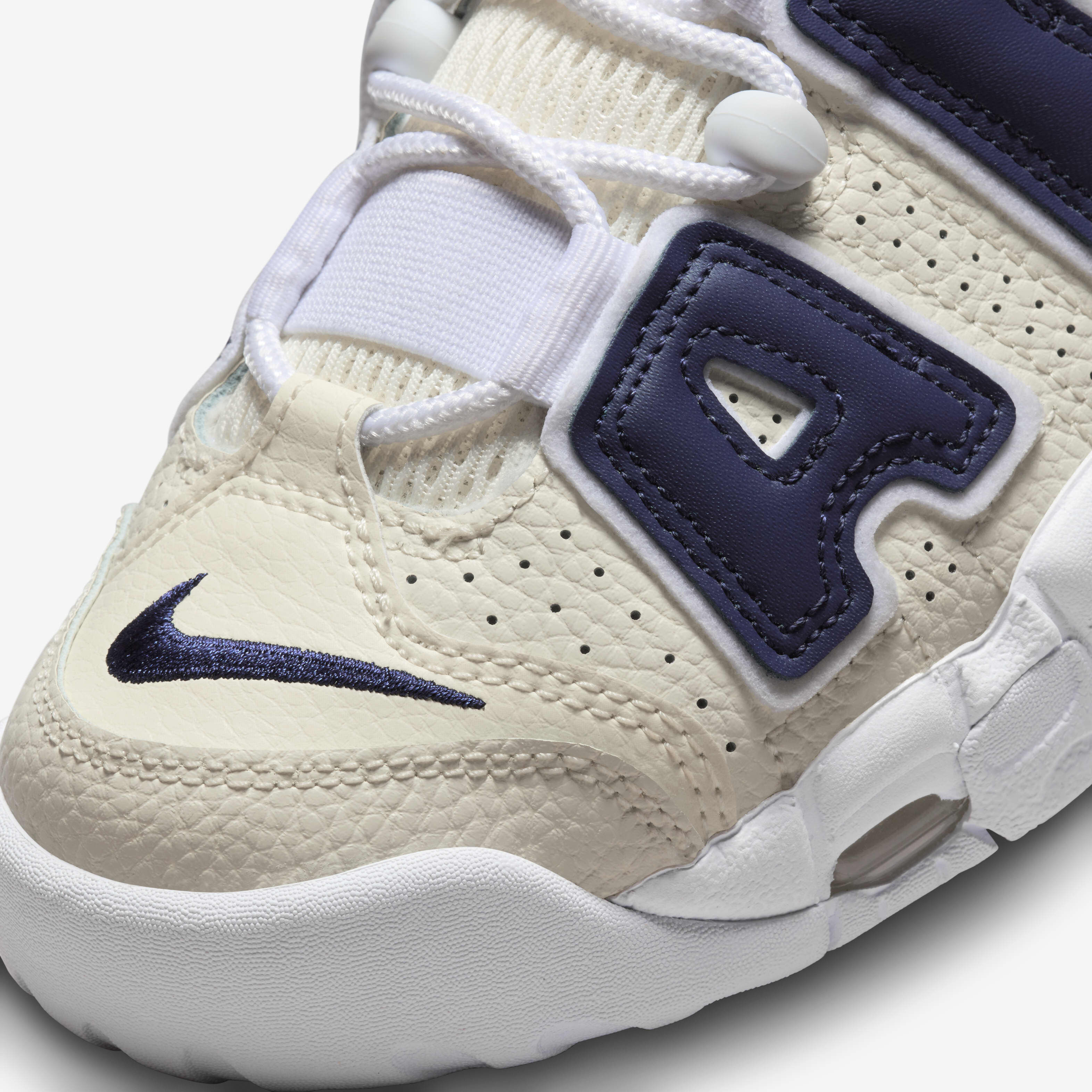 Nike Air More Uptempo image number 6