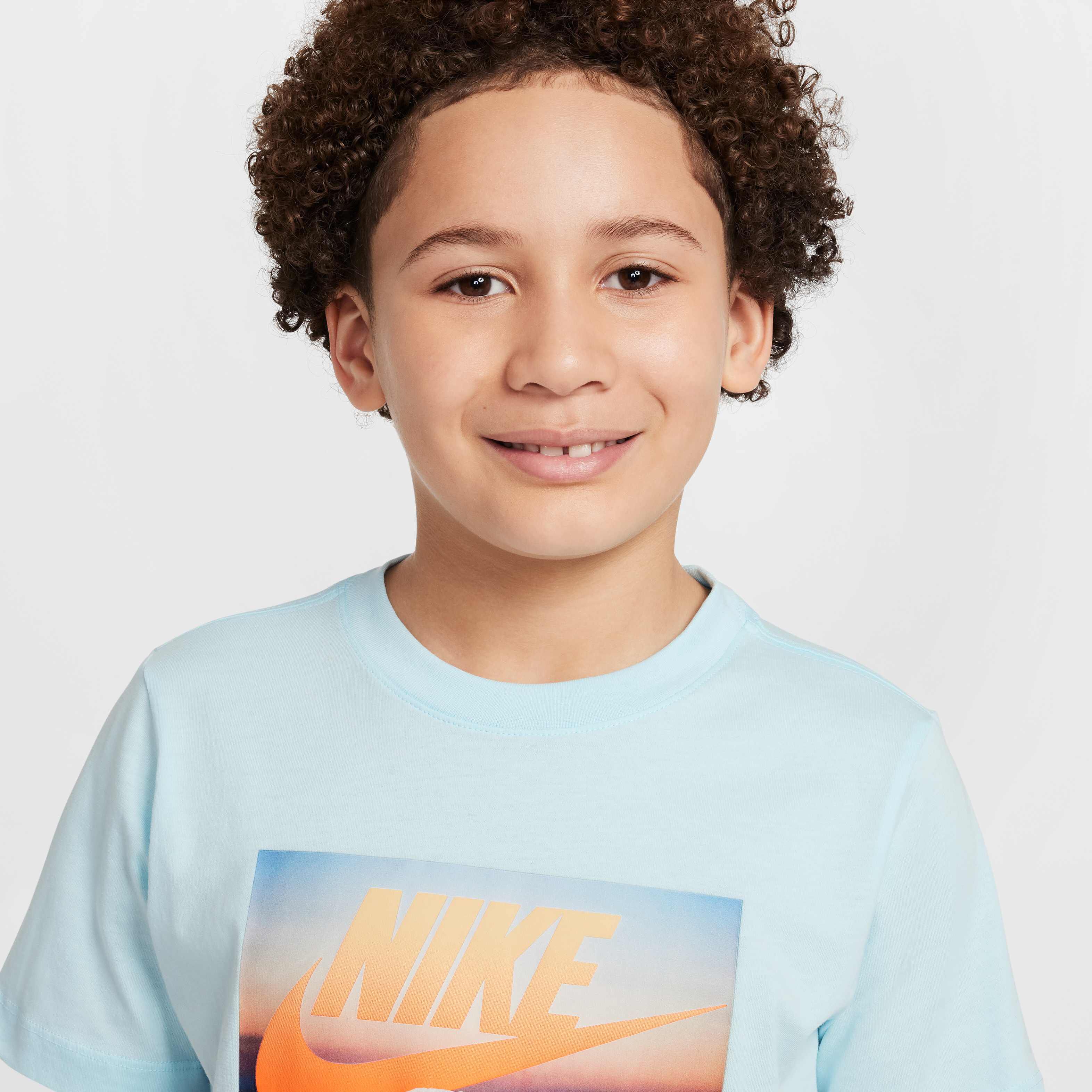 نايكي سبورتسوير image number 2