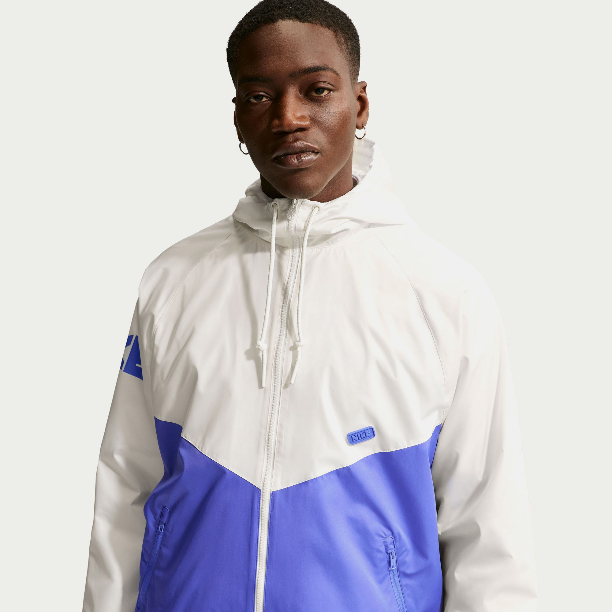 Nike Windrunner image number 2