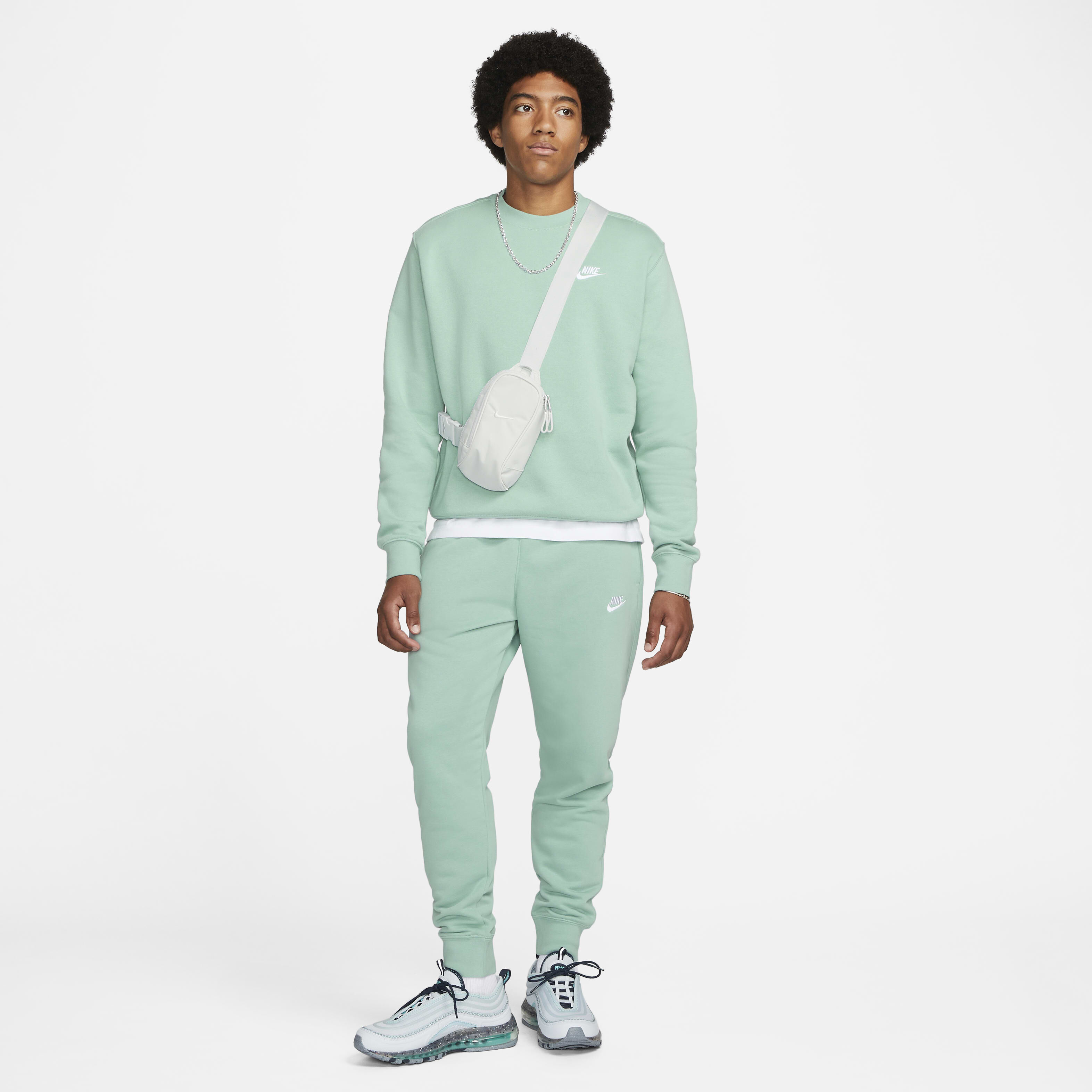 Nike Sportswear Club image number 7