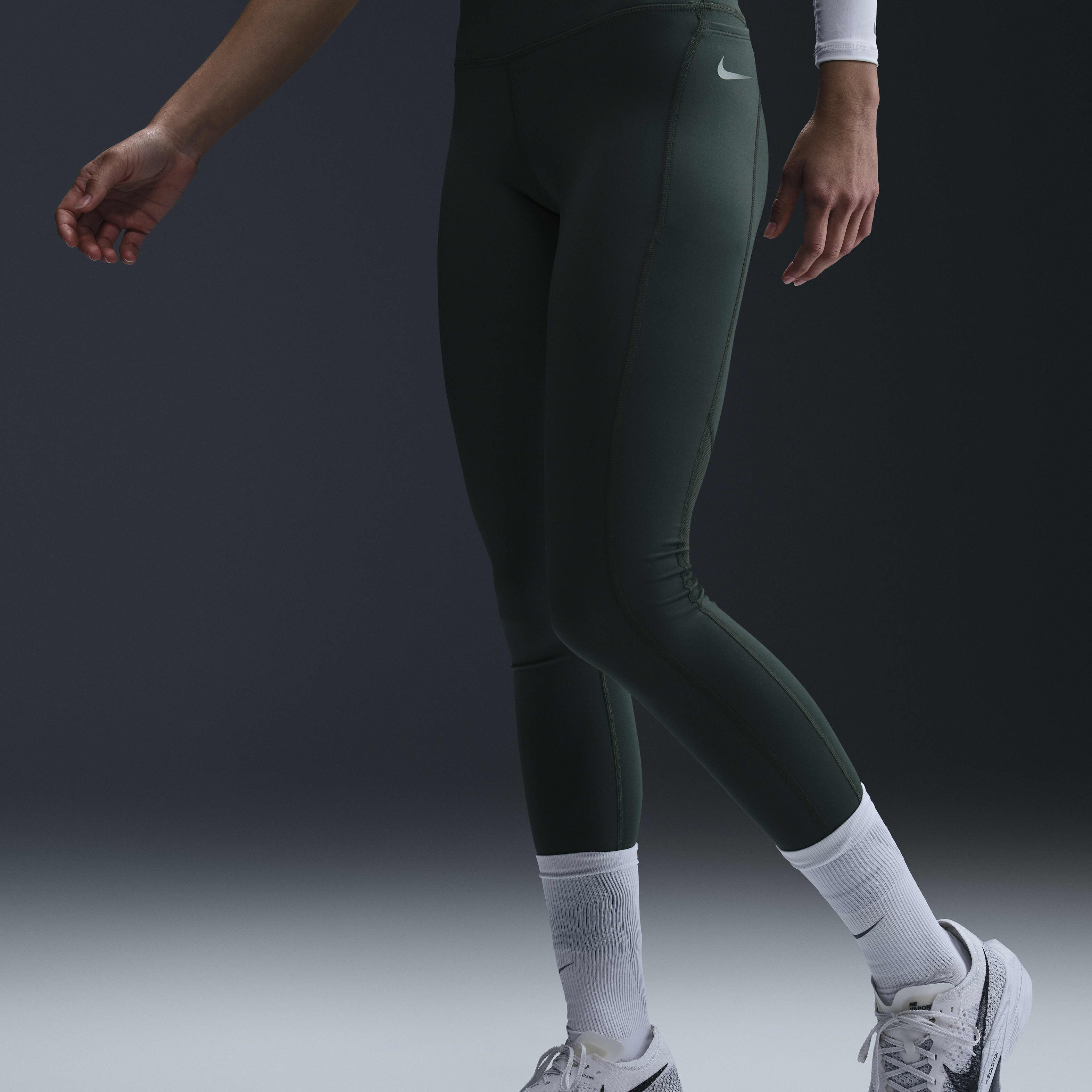 نايكي ايبك فاست image number 1