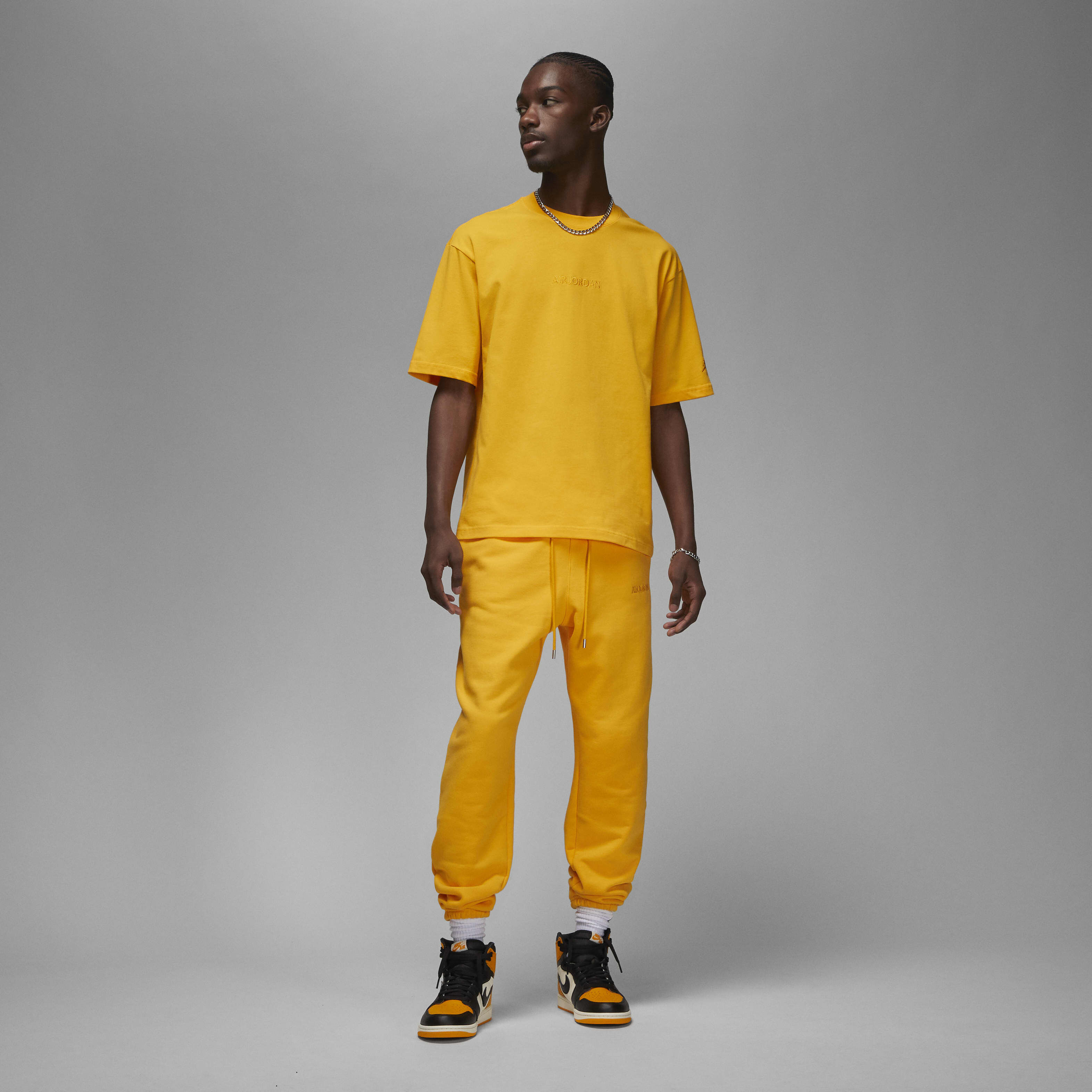 اير جوردن ووردمارك image number 4