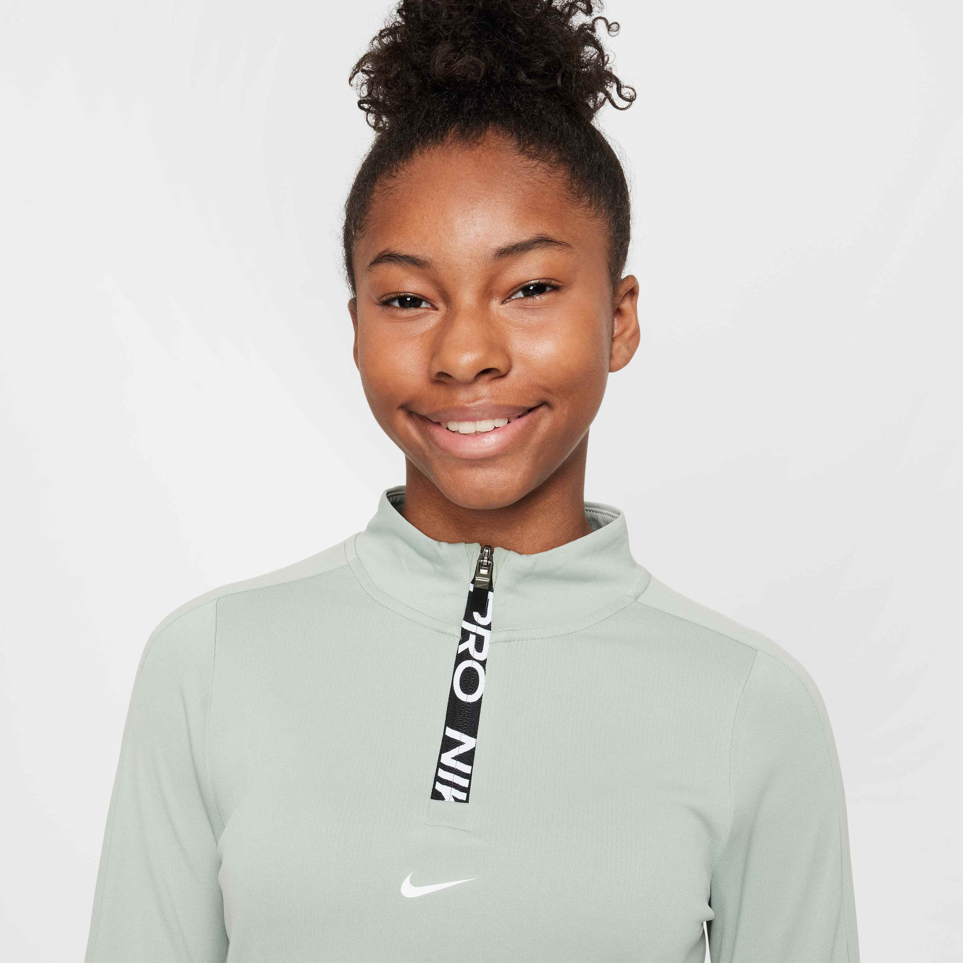 Nike Pro image number 2