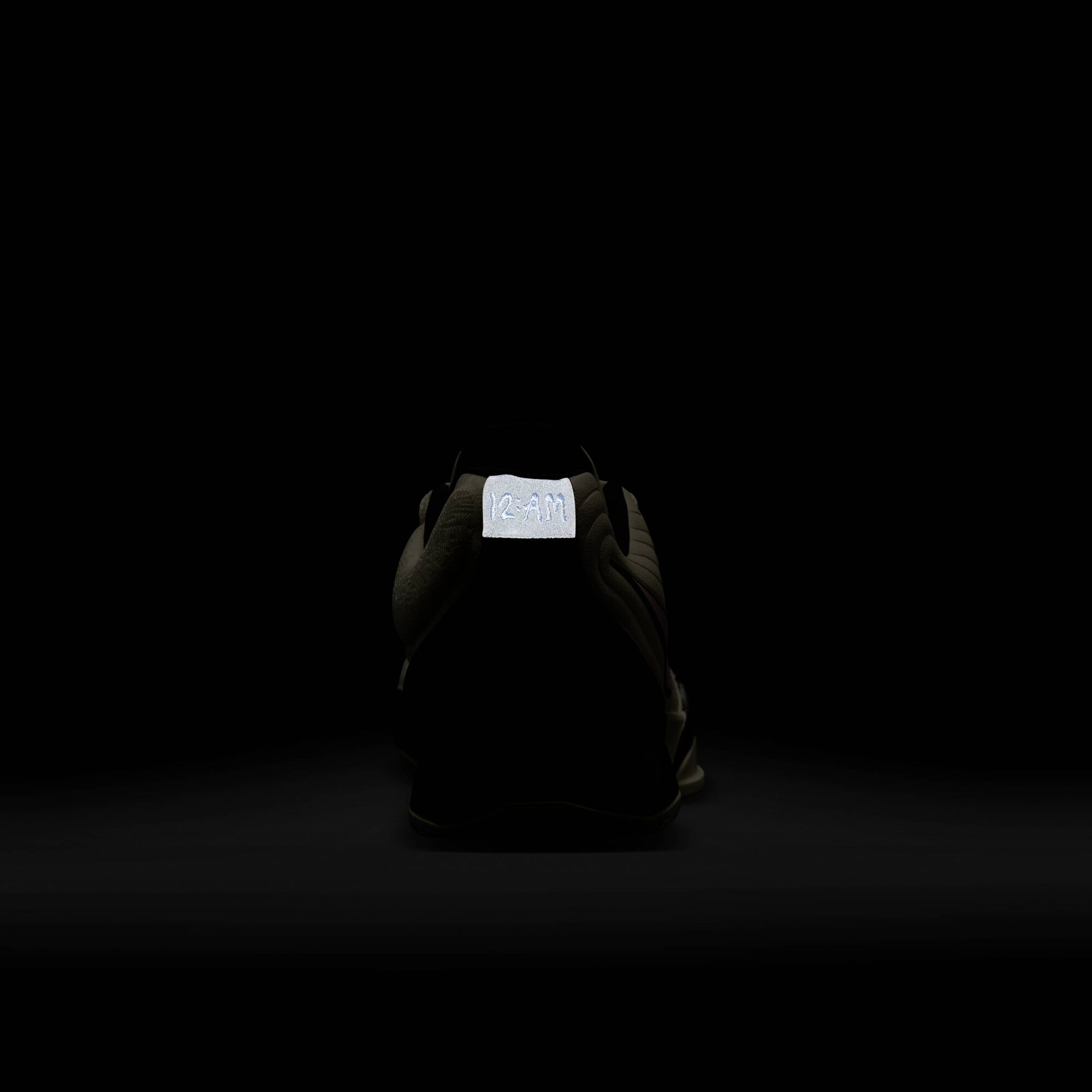 Zoom image