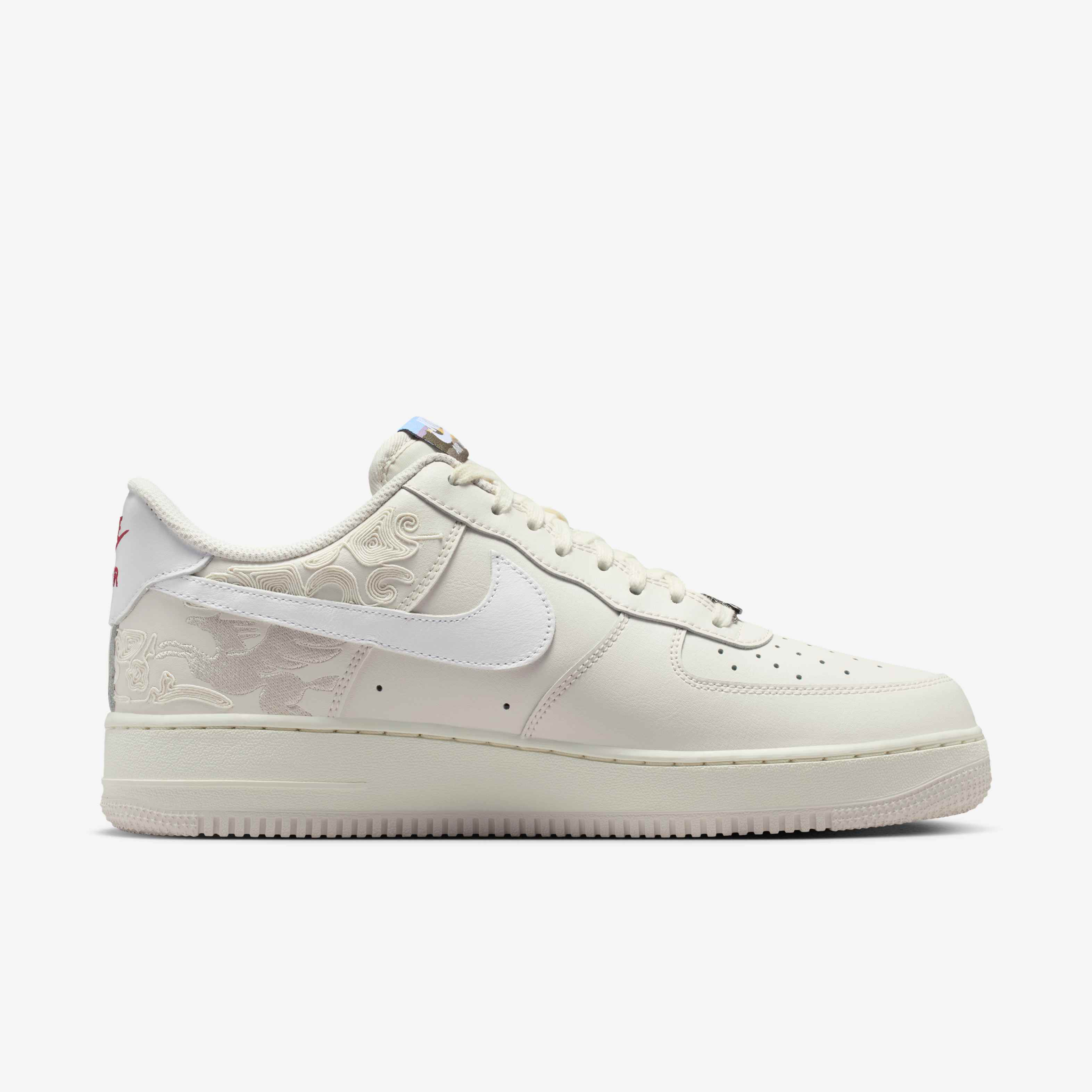 Nike Air Force 1 '07 SE 'LNY' image number 2