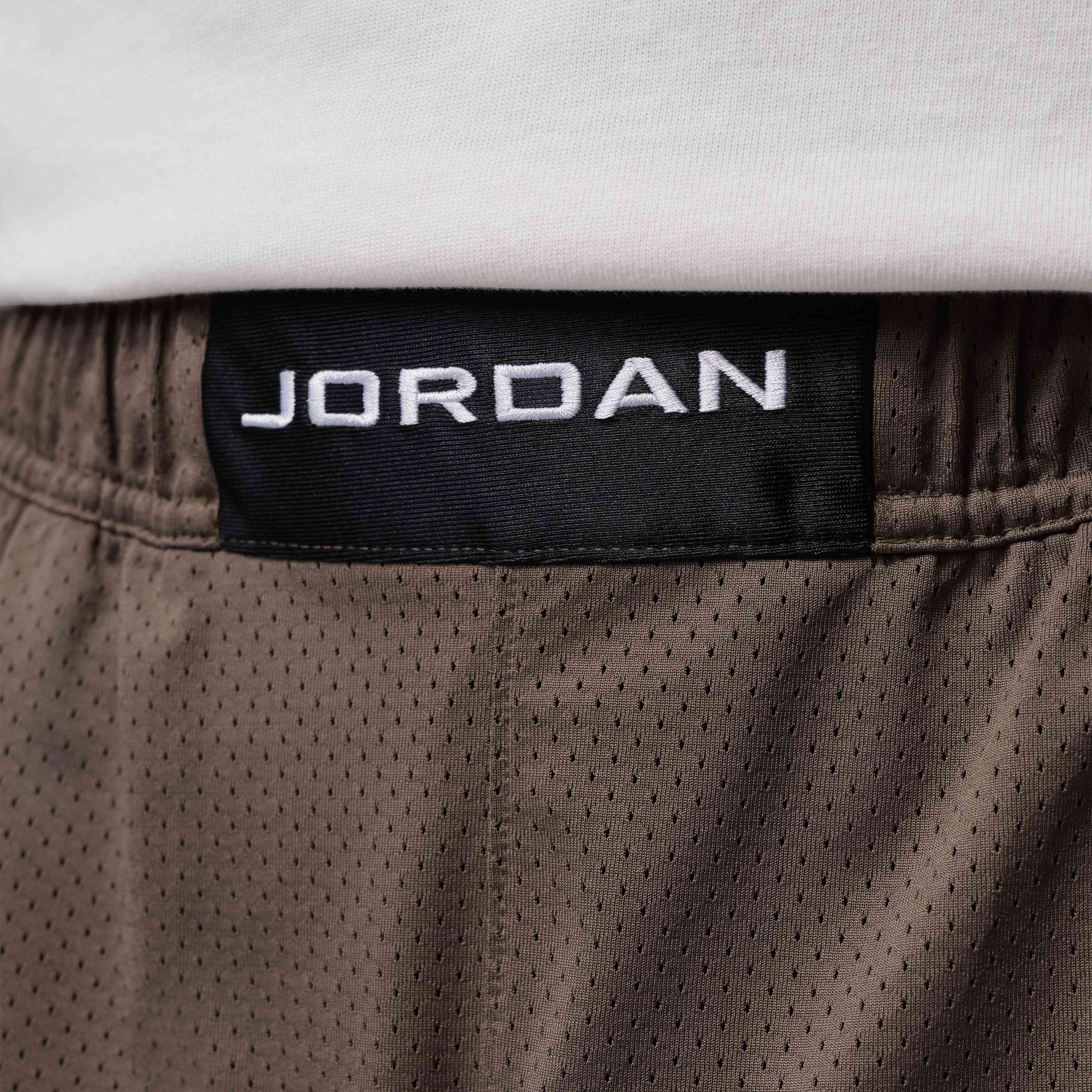 Jordan Brooklyn image number 4