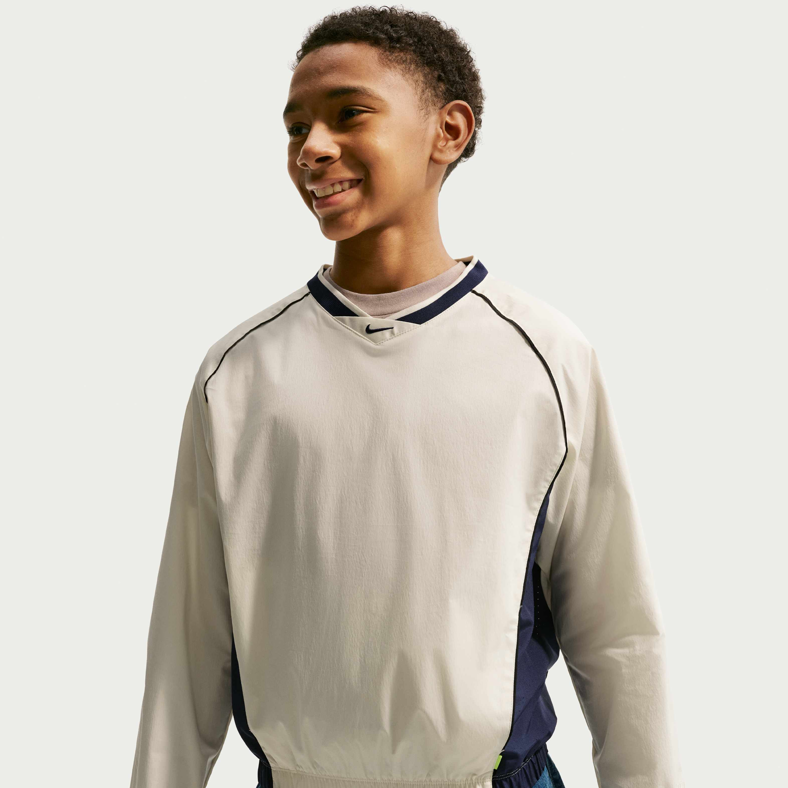 نايكي سبورتسوير image number 2