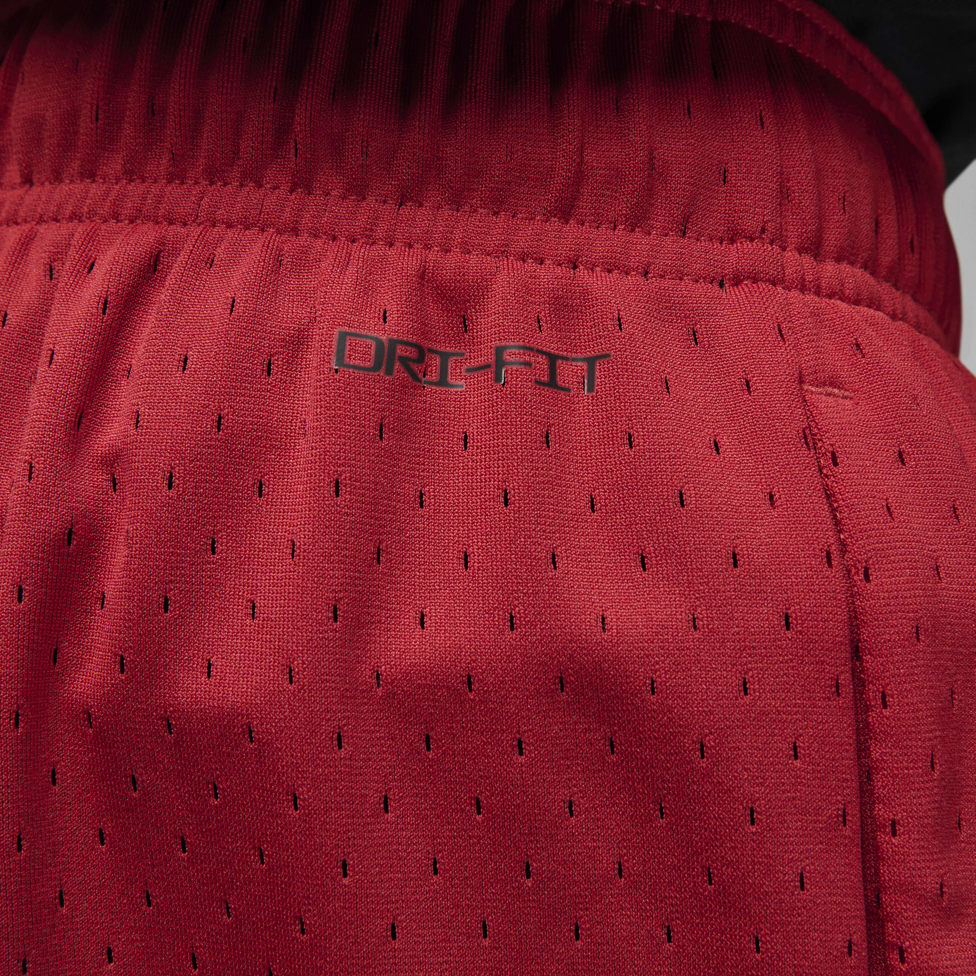 جوردن دراي-فِت سبورت بي سي image number 8