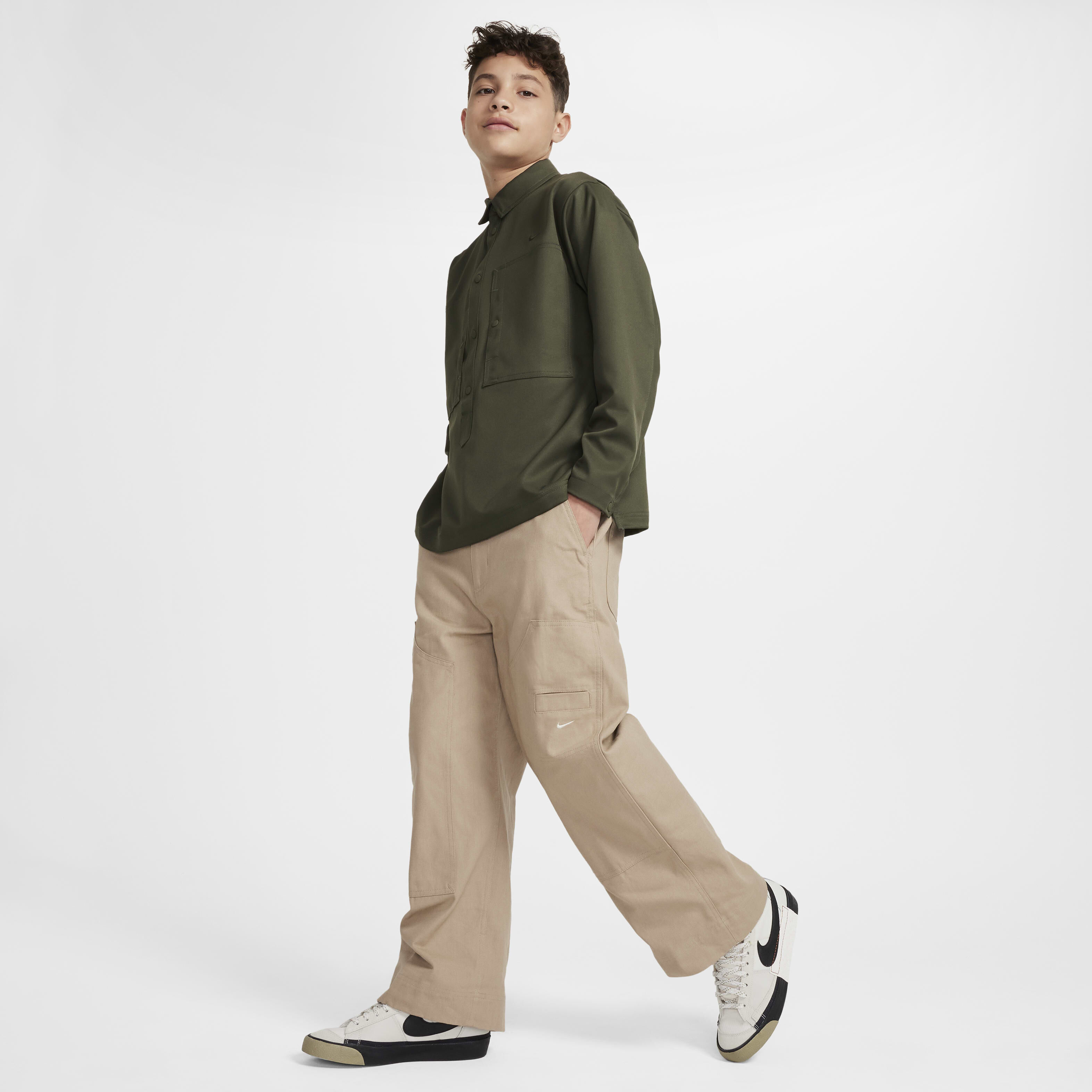 نايكي سبورتسوير ميترو جراوند image number 7