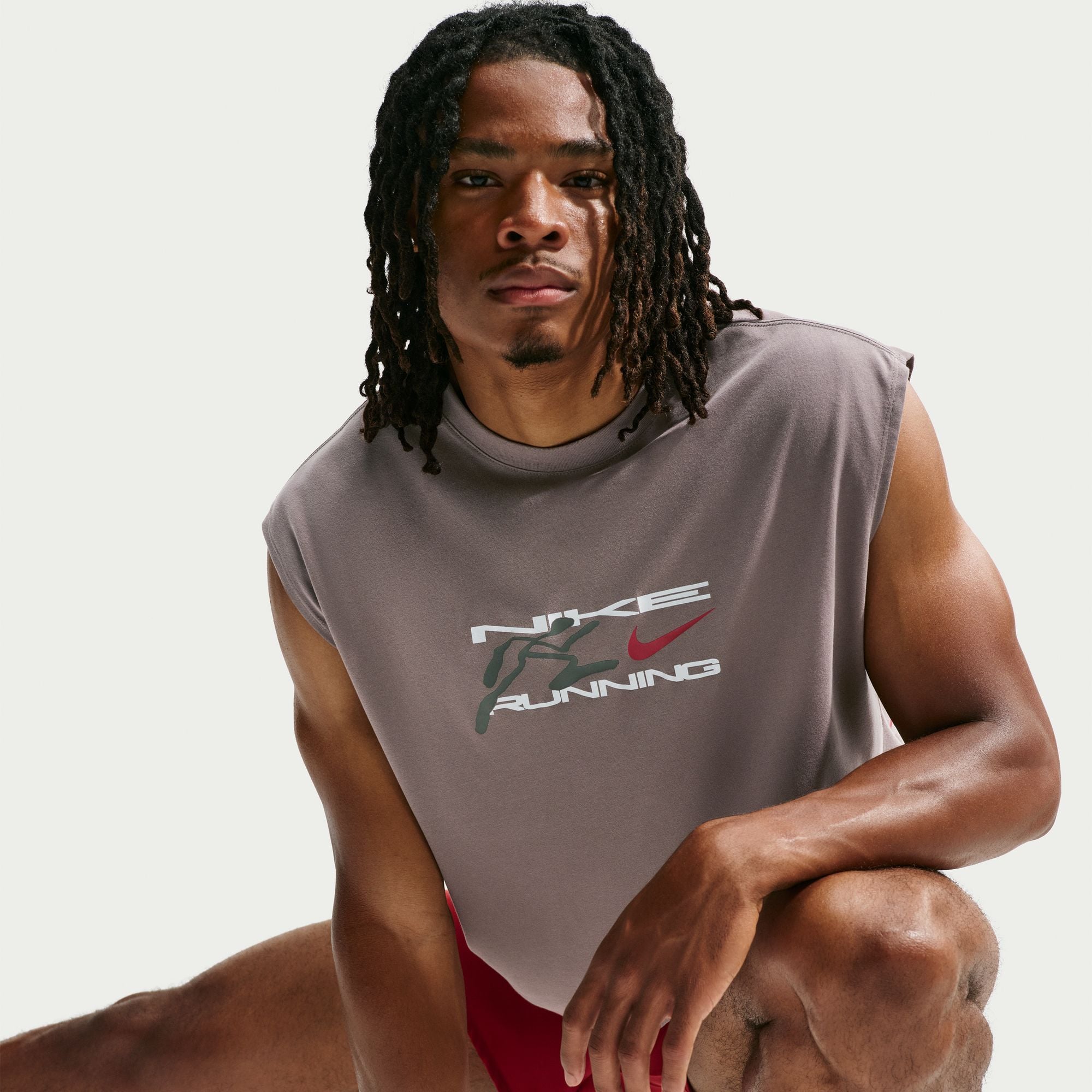 Nike image number 2