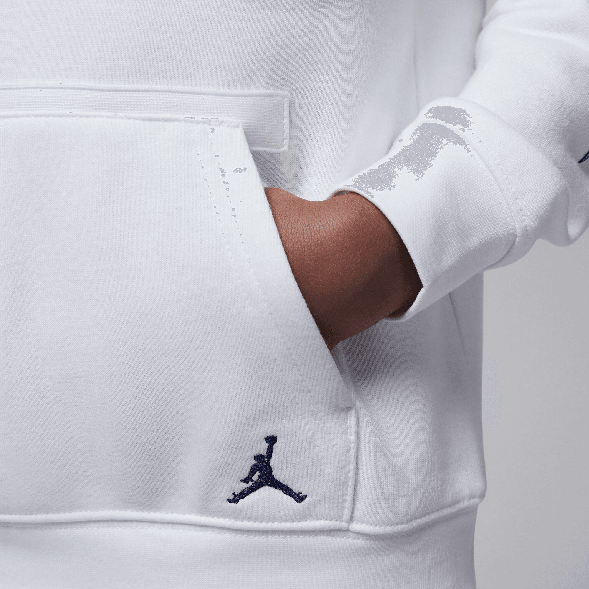 Jordan "See Me Shine" image number 3