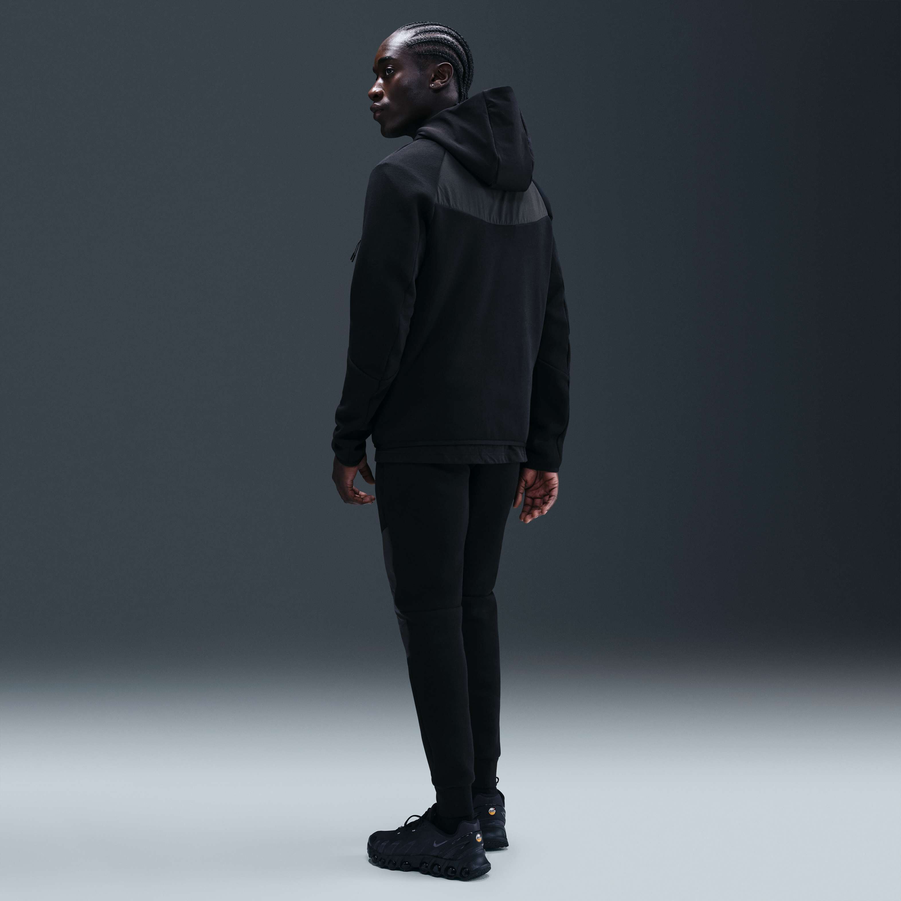 Nike Tech image number 4