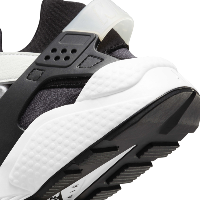 Nike Air Huarache image number 8 Nike Air Huarache image number 8