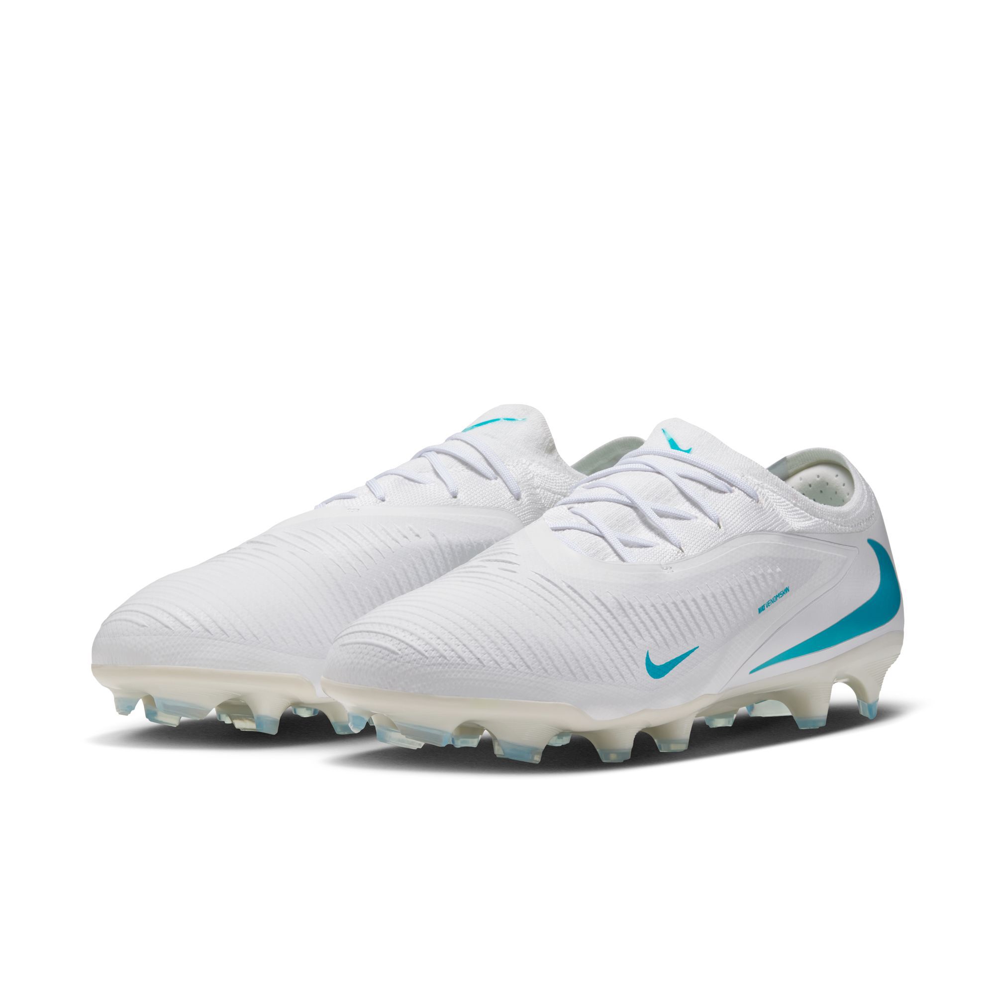 Nike Phantom 6 Low Pro image number 2