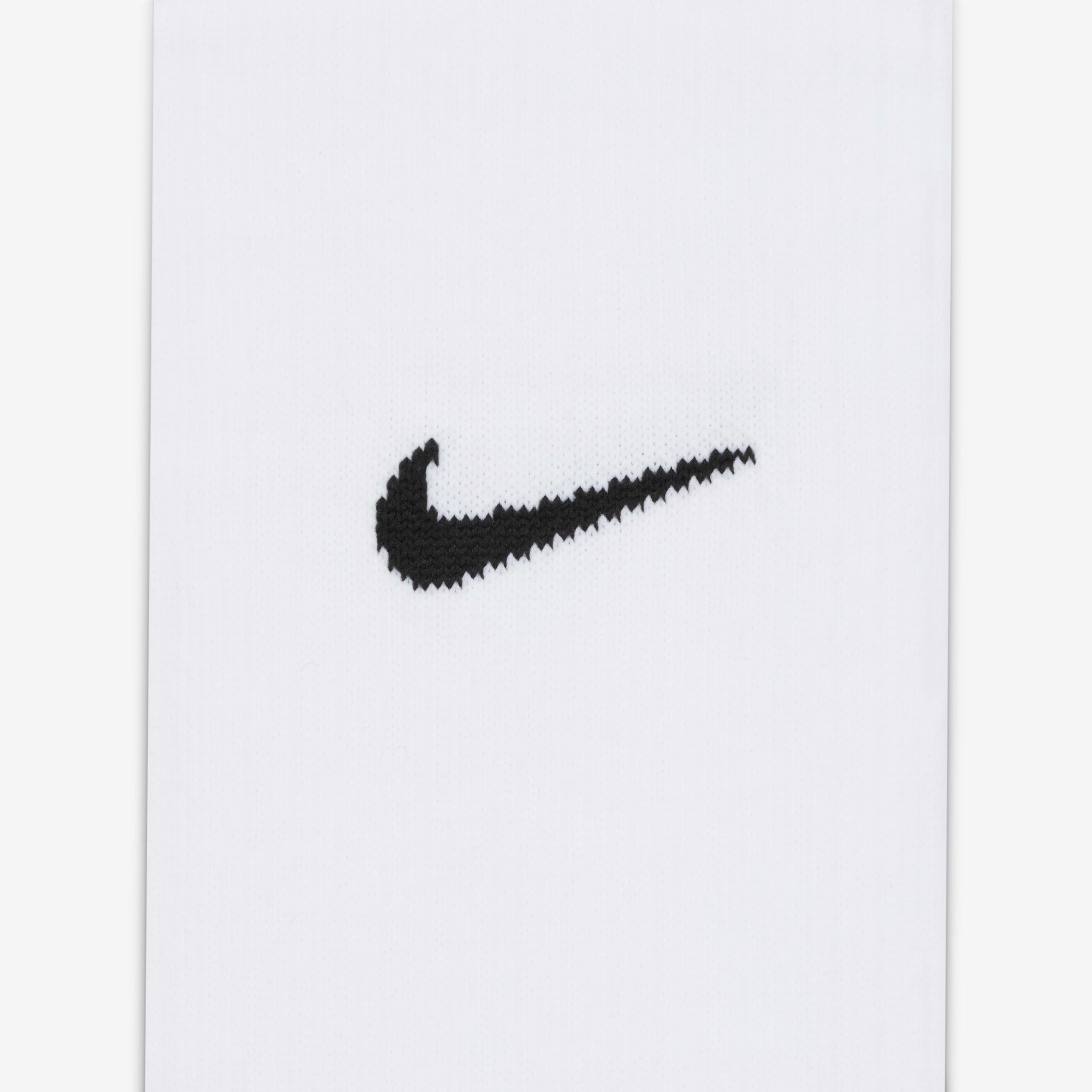 Nike Strike image number 3