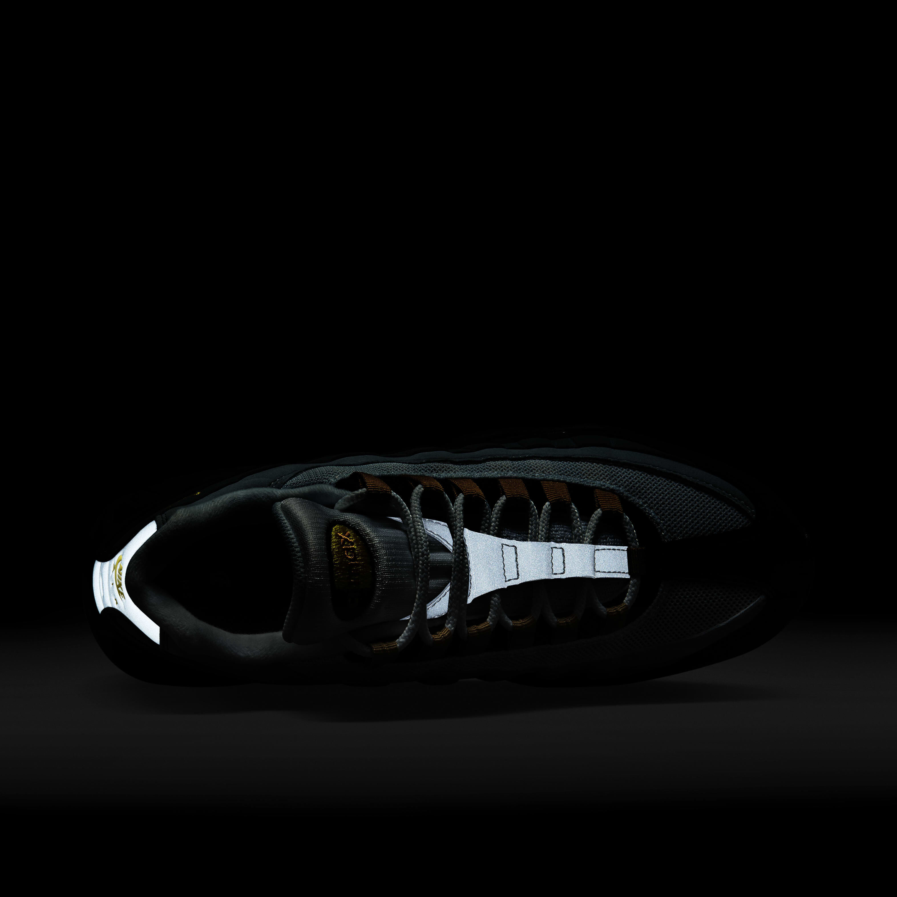 Nike Air Max 95 image number 9