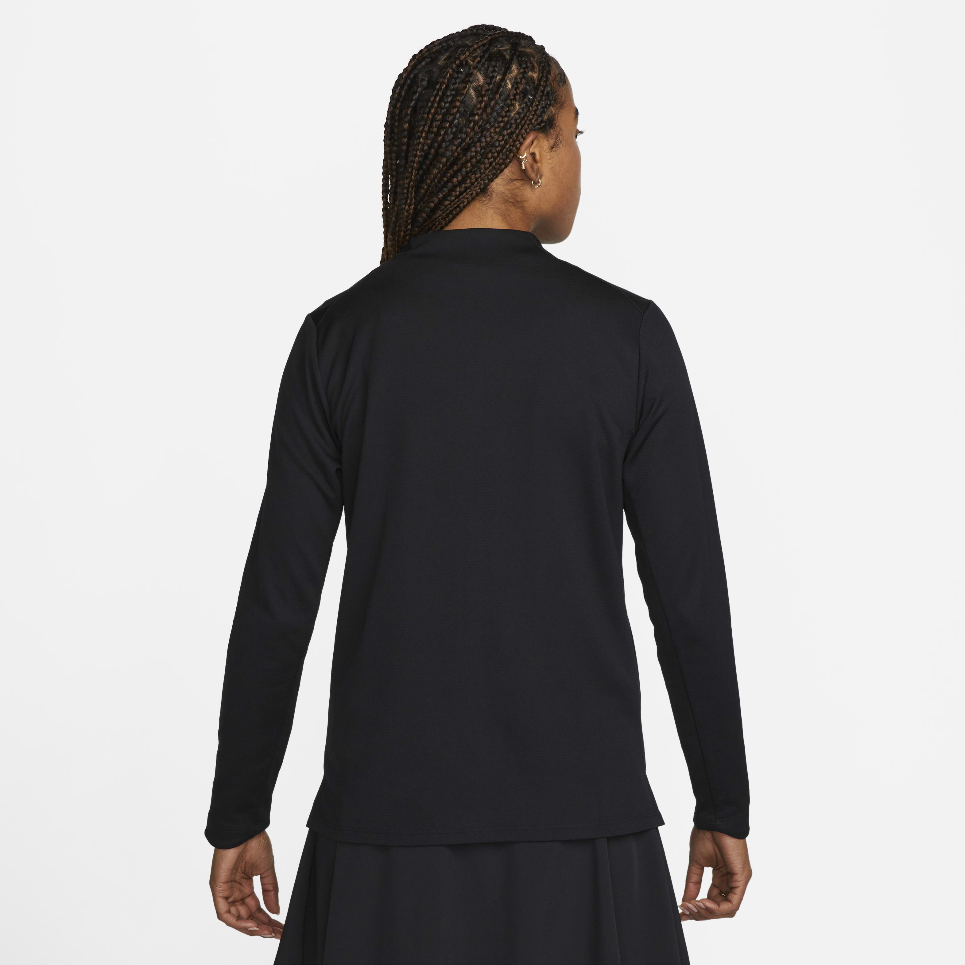 Nike Advantage image number 1