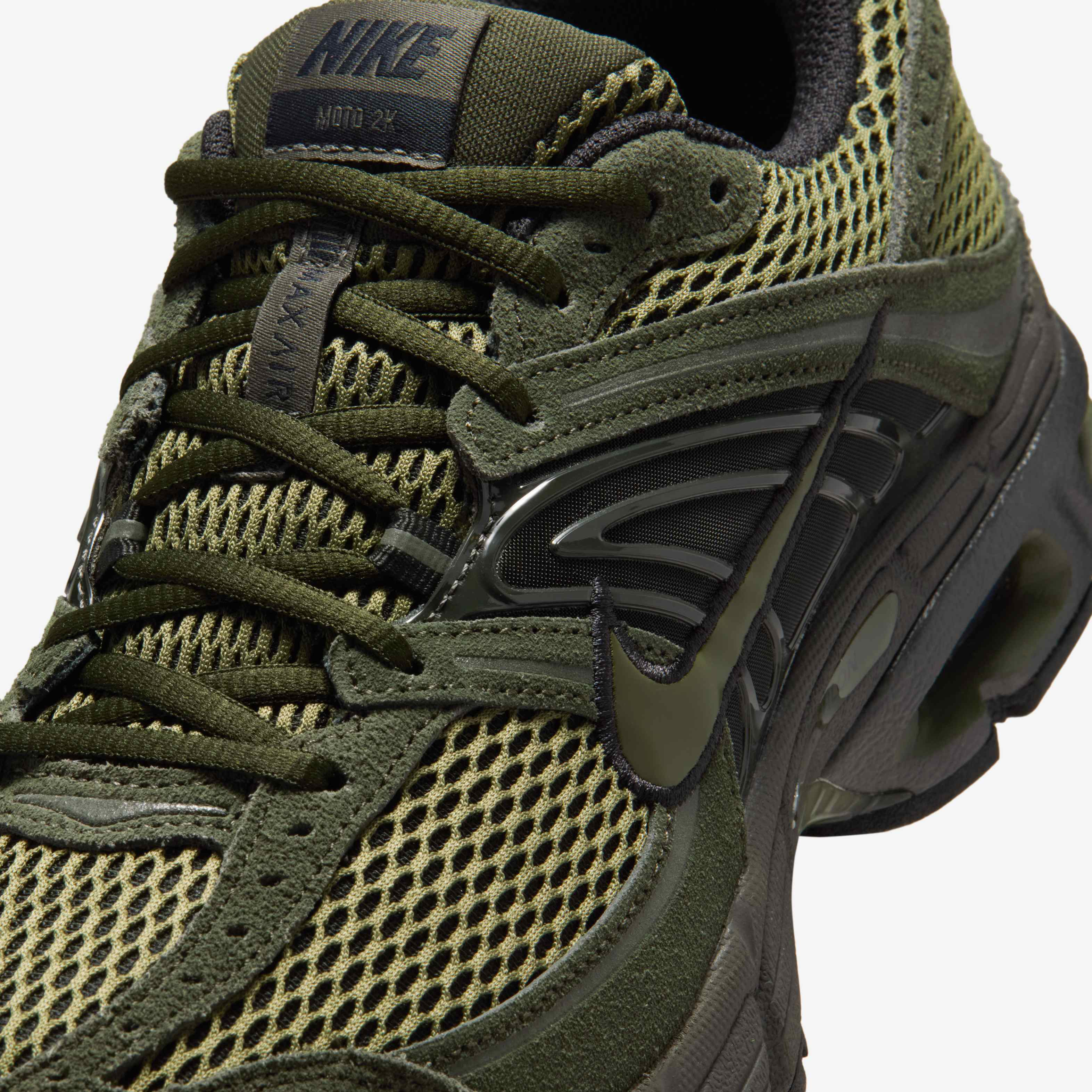 Nike Air Max Moto 2K image number 6