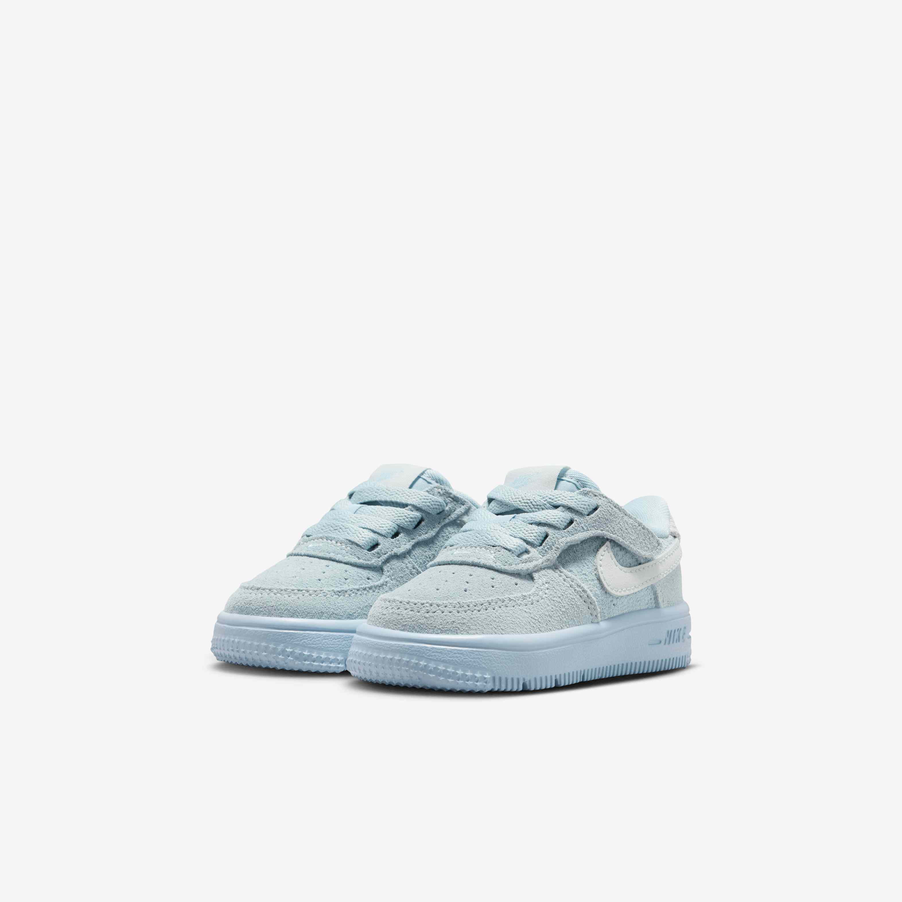 Nike Force 1 Low LV8 EasyOn image number 4